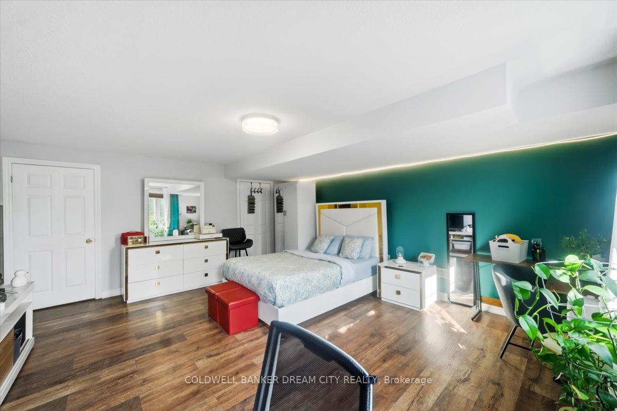 Photo 15 of 9738 Mclaughlin Road, Brampton, Fletcher's Creek Village — HOMEH