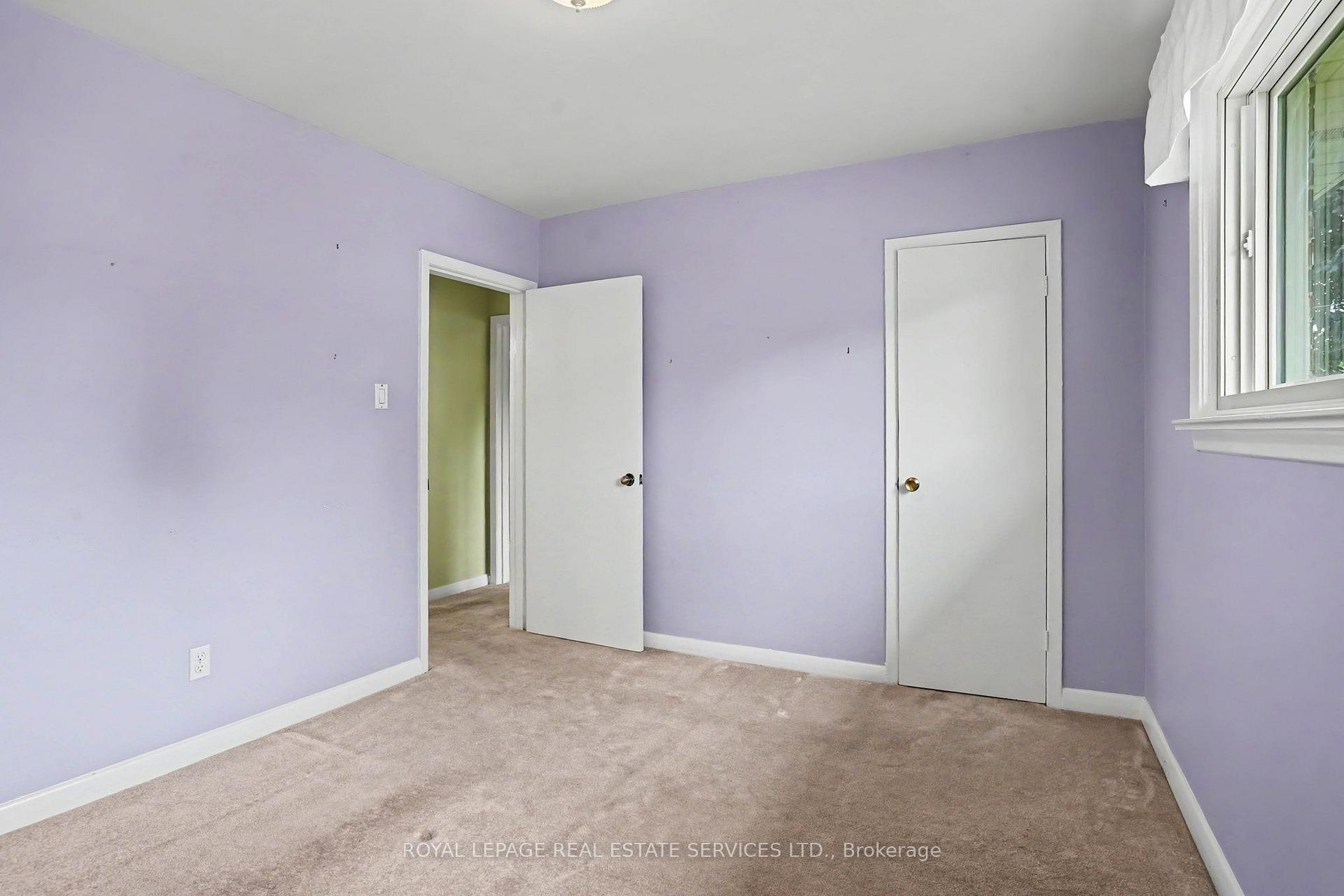 Photo 17 of 110 Celestine Drive, Etobicoke, Willowridge-Martingrove-Richview — HOMEH
