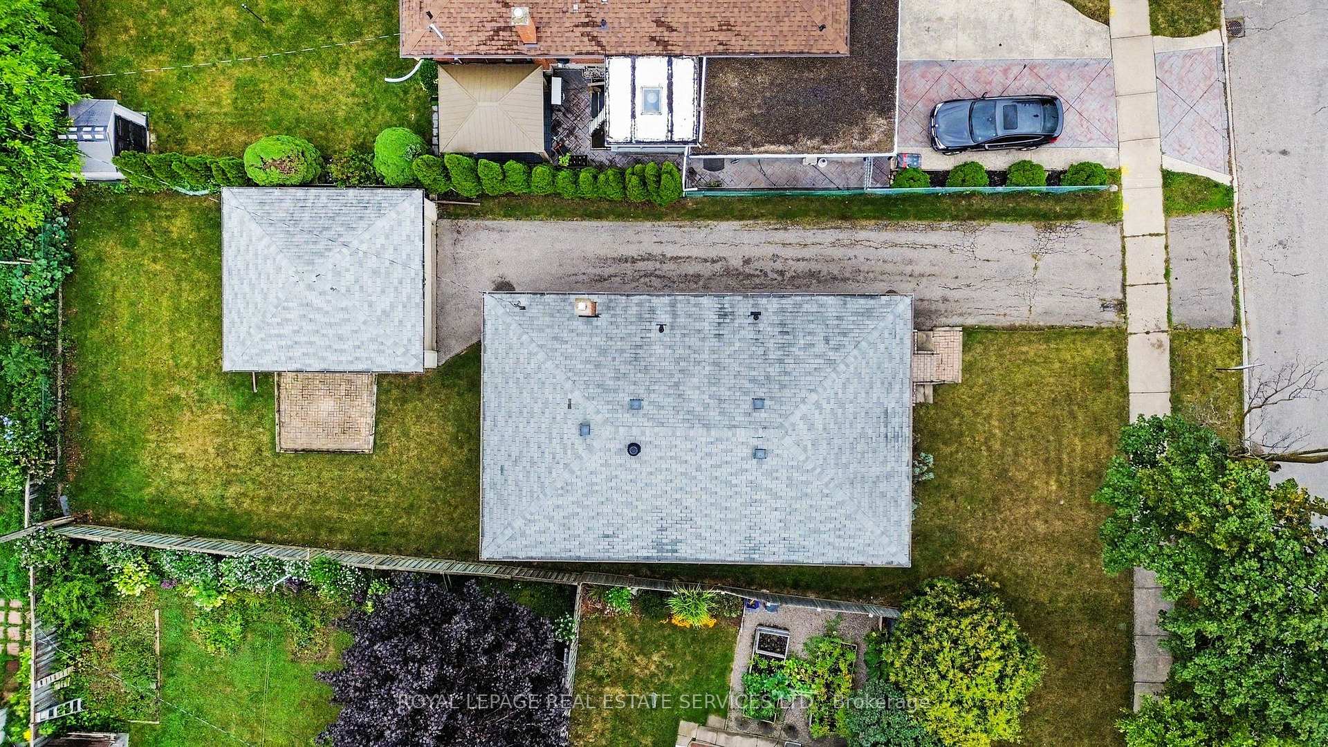 Photo 37 of 110 Celestine Drive, Etobicoke, Willowridge-Martingrove-Richview — HOMEH