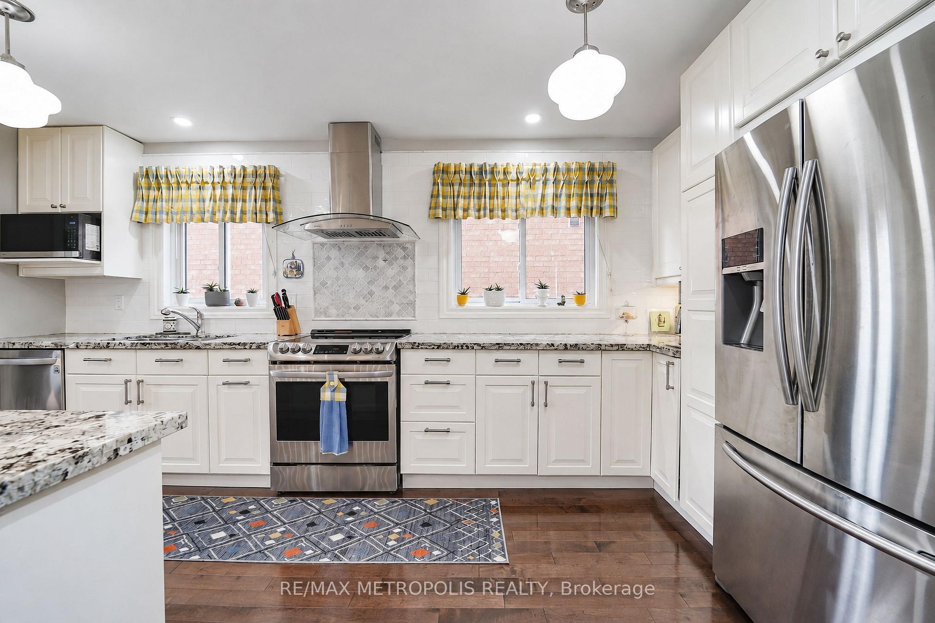 Photo 36 of 38 Langholm Court, Brampton, Heart Lake West — HOMEH