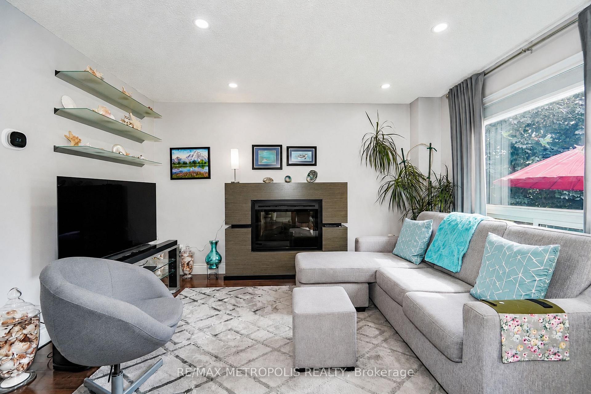 Photo 39 of 38 Langholm Court, Brampton, Heart Lake West — HOMEH