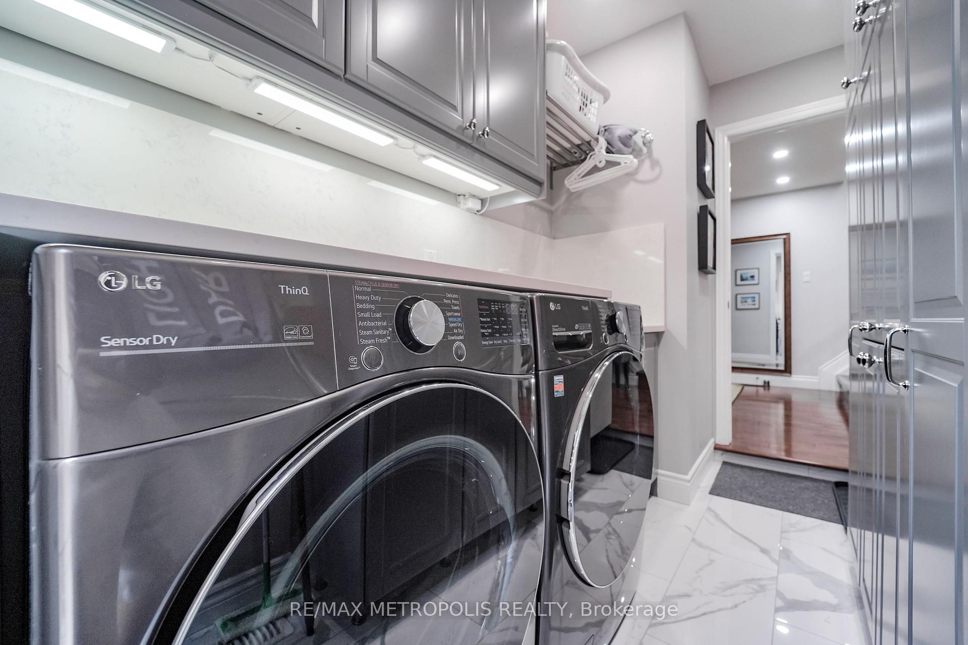 Photo 43 of 38 Langholm Court, Brampton, Heart Lake West — HOMEH