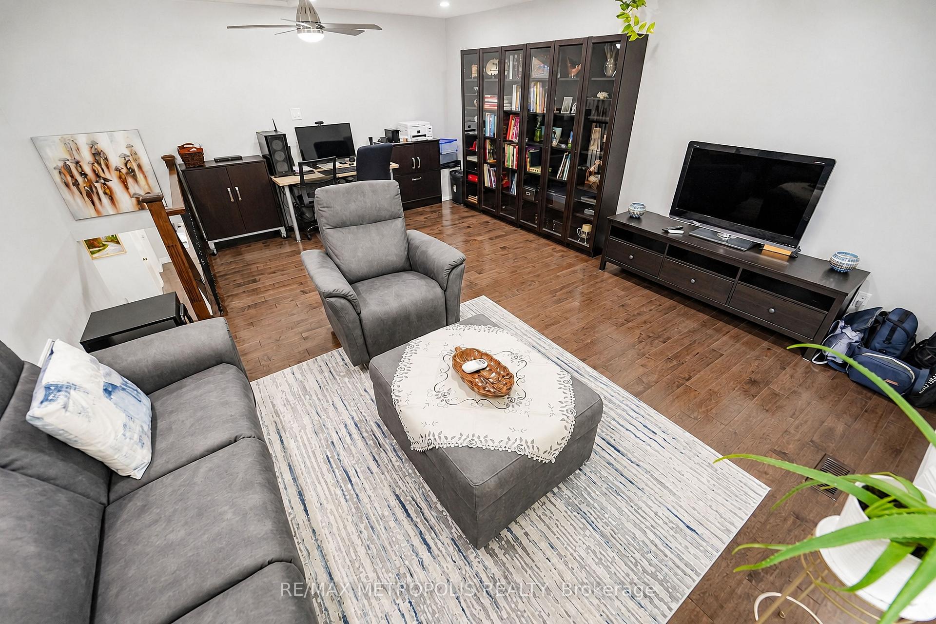 Photo 47 of 38 Langholm Court, Brampton, Heart Lake West — HOMEH