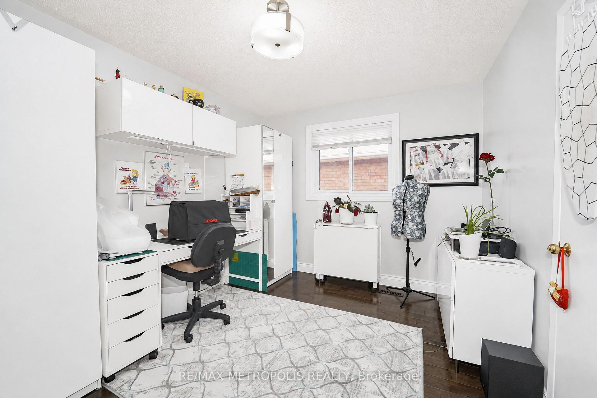 Photo 54 of 38 Langholm Court, Brampton, Heart Lake West — HOMEH