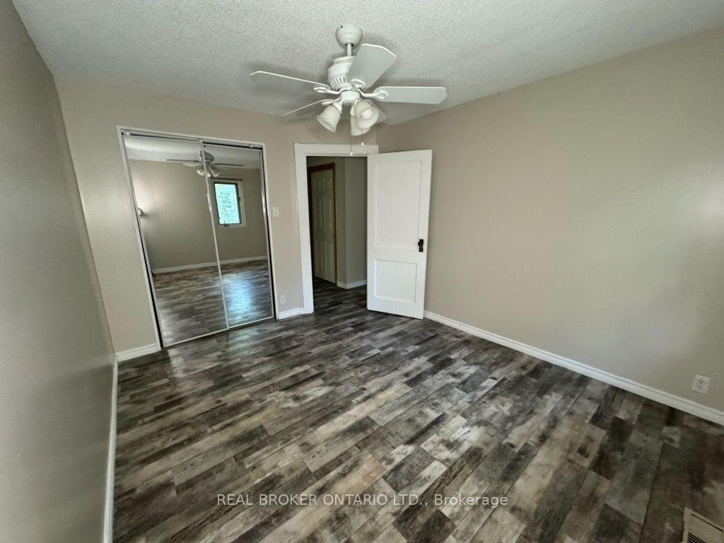 Photo 7 of 1107 Mosley Street, Wasaga Beach — HOMEH
