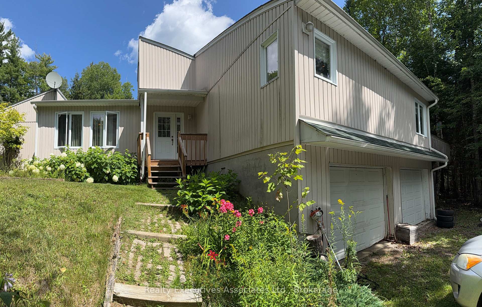 Photo of 32739 28 Highway E