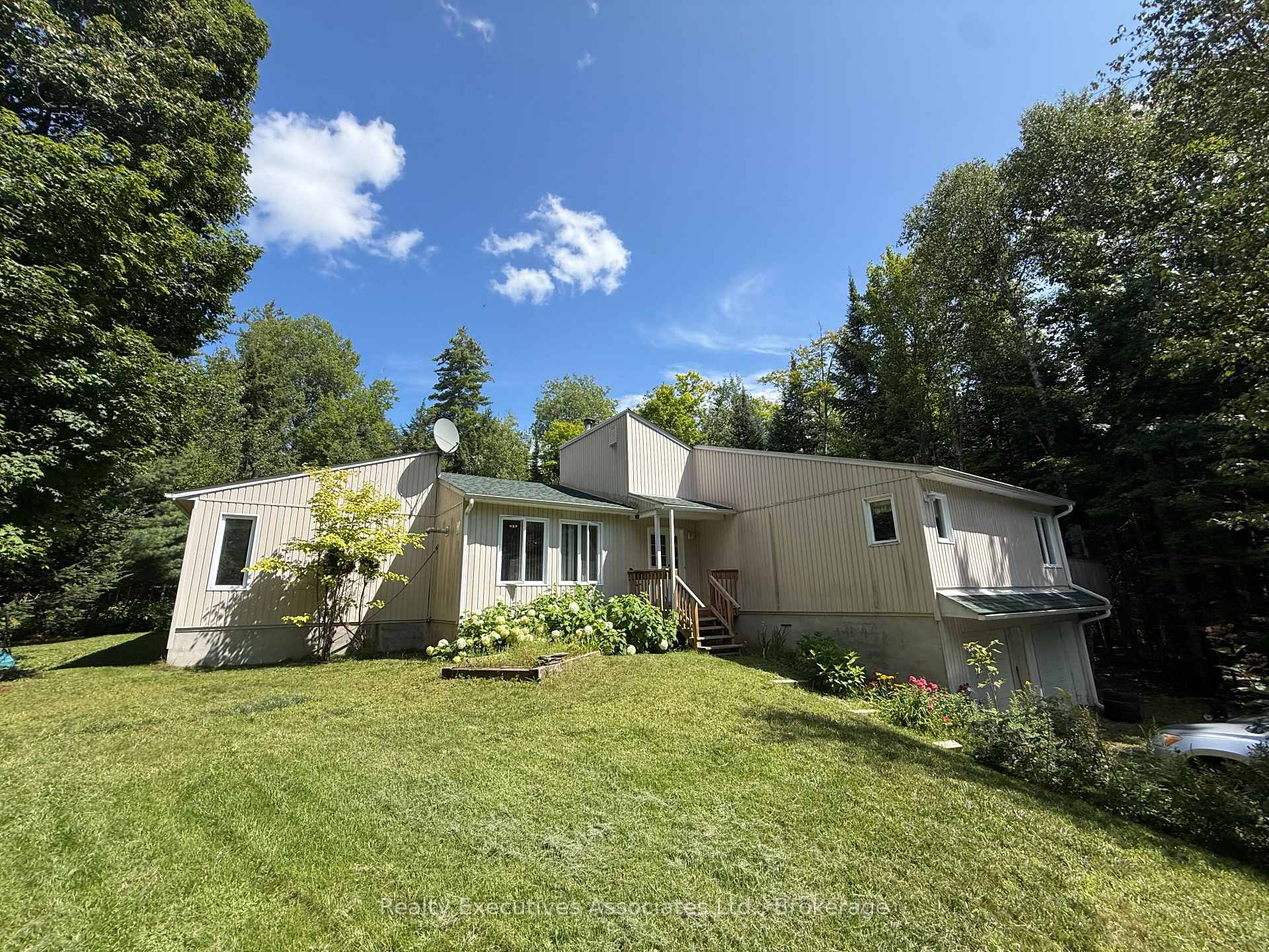 Photo 2 of 32739 28 Highway E, Bancroft, Dungannon Ward — HOMEH