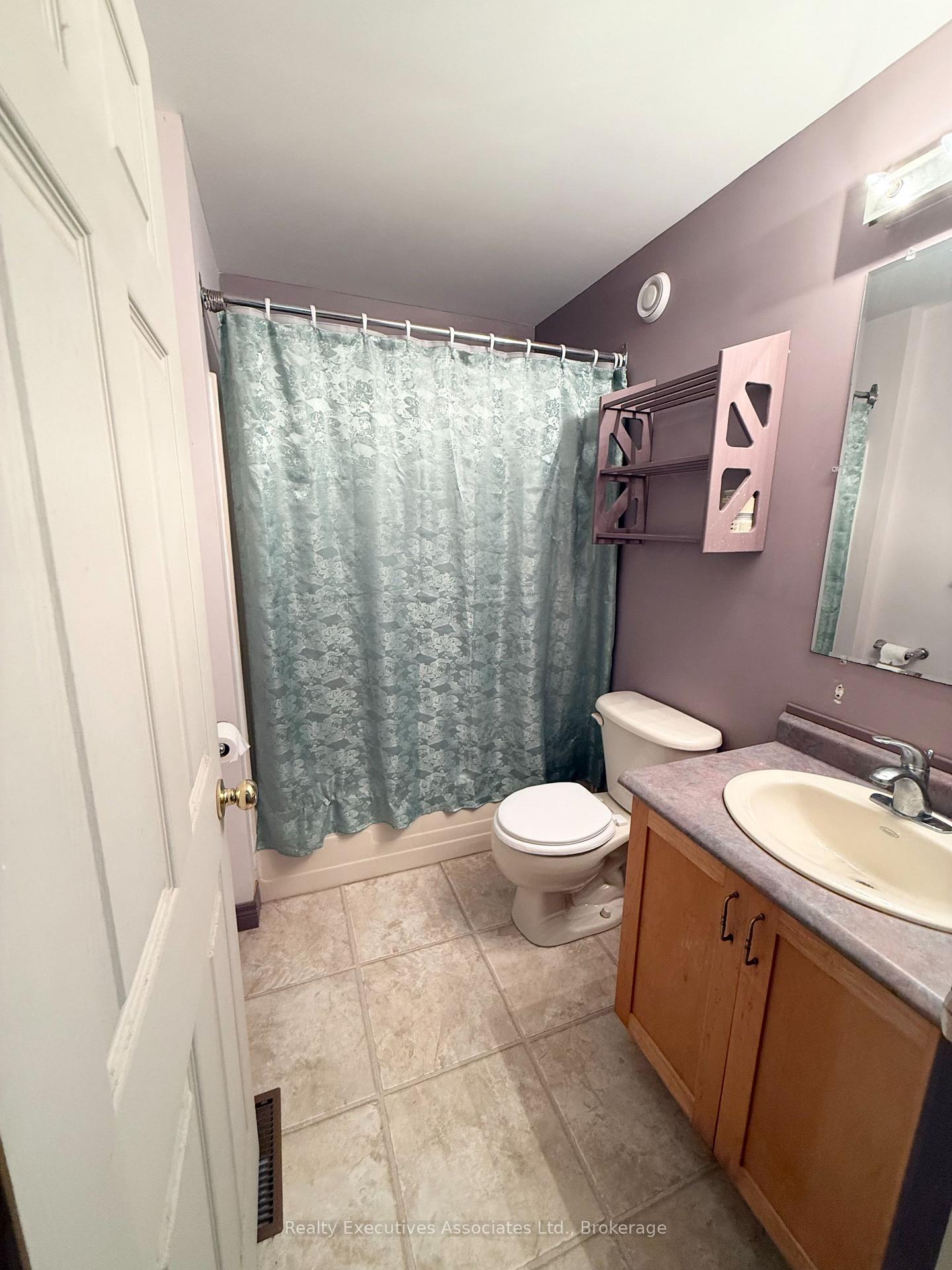 Photo 11 of 32739 28 Highway E, Bancroft, Dungannon Ward — HOMEH