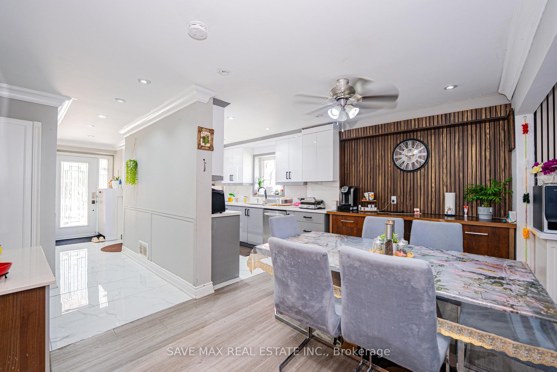Photo 4 of 22 Foxacre Row, Brampton, Madoc — HOMEH