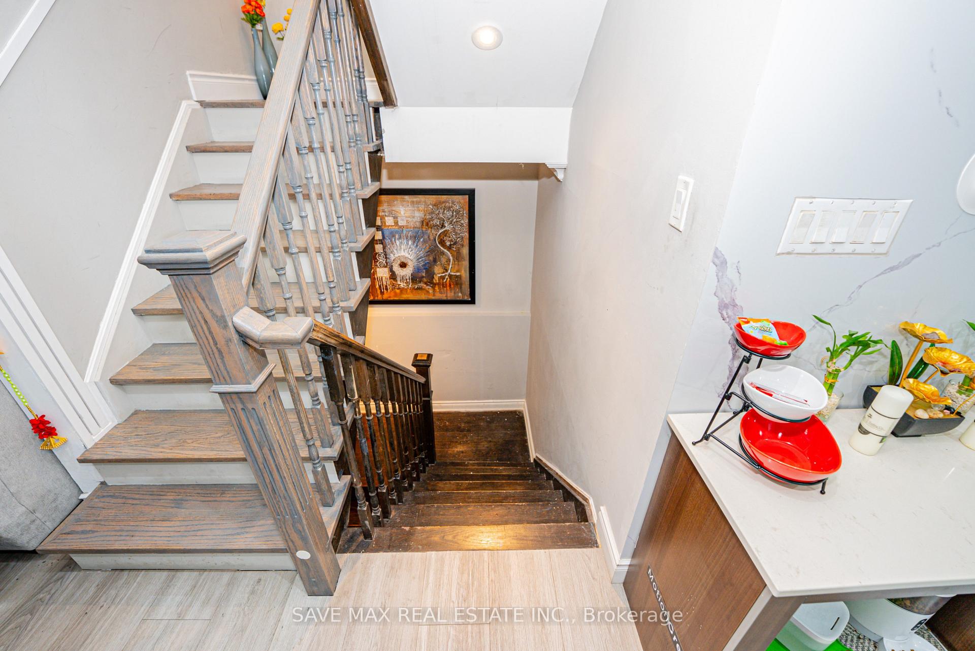 Photo 32 of 22 Foxacre Row, Brampton, Madoc — HOMEH