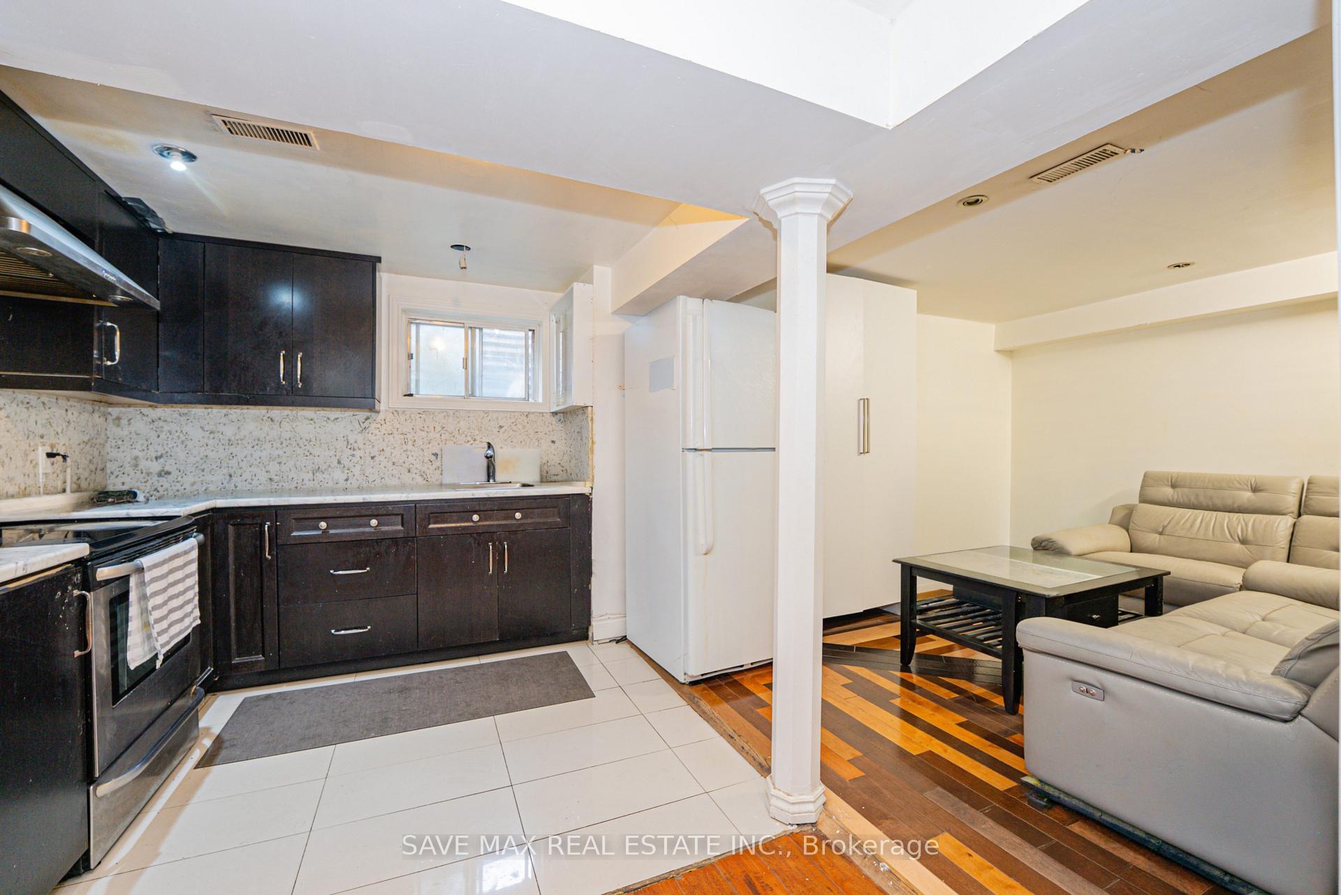 Photo 33 of 22 Foxacre Row, Brampton, Madoc — HOMEH