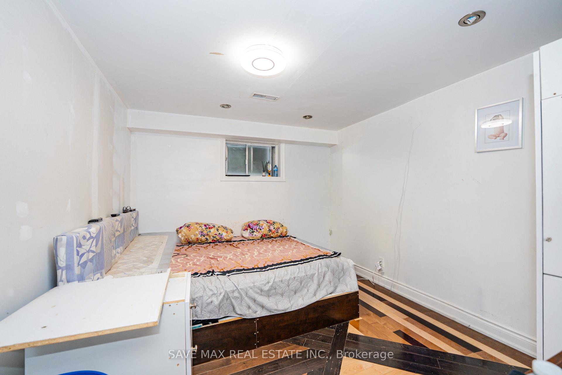 Photo 36 of 22 Foxacre Row, Brampton, Madoc — HOMEH