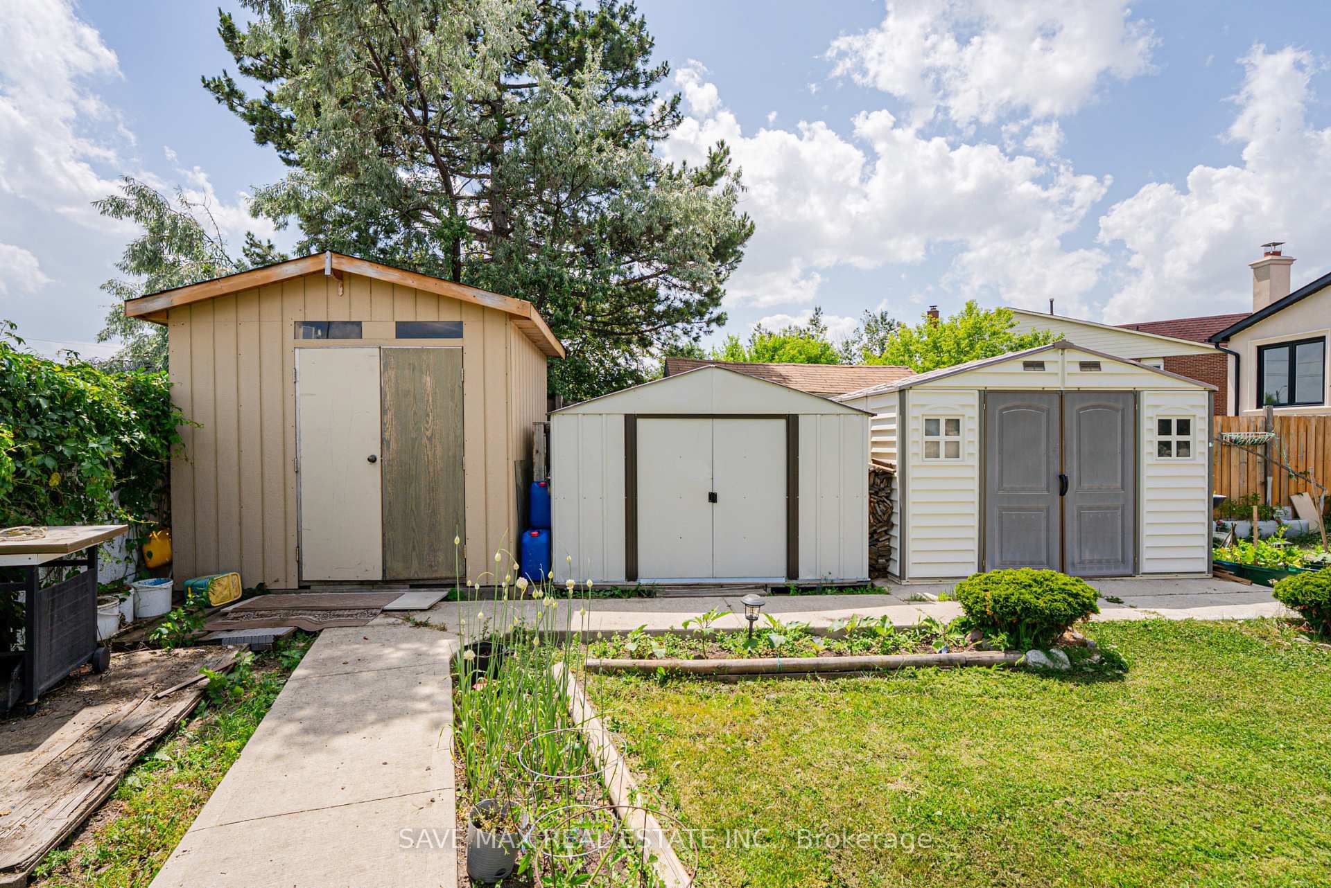 Photo 39 of 22 Foxacre Row, Brampton, Madoc — HOMEH