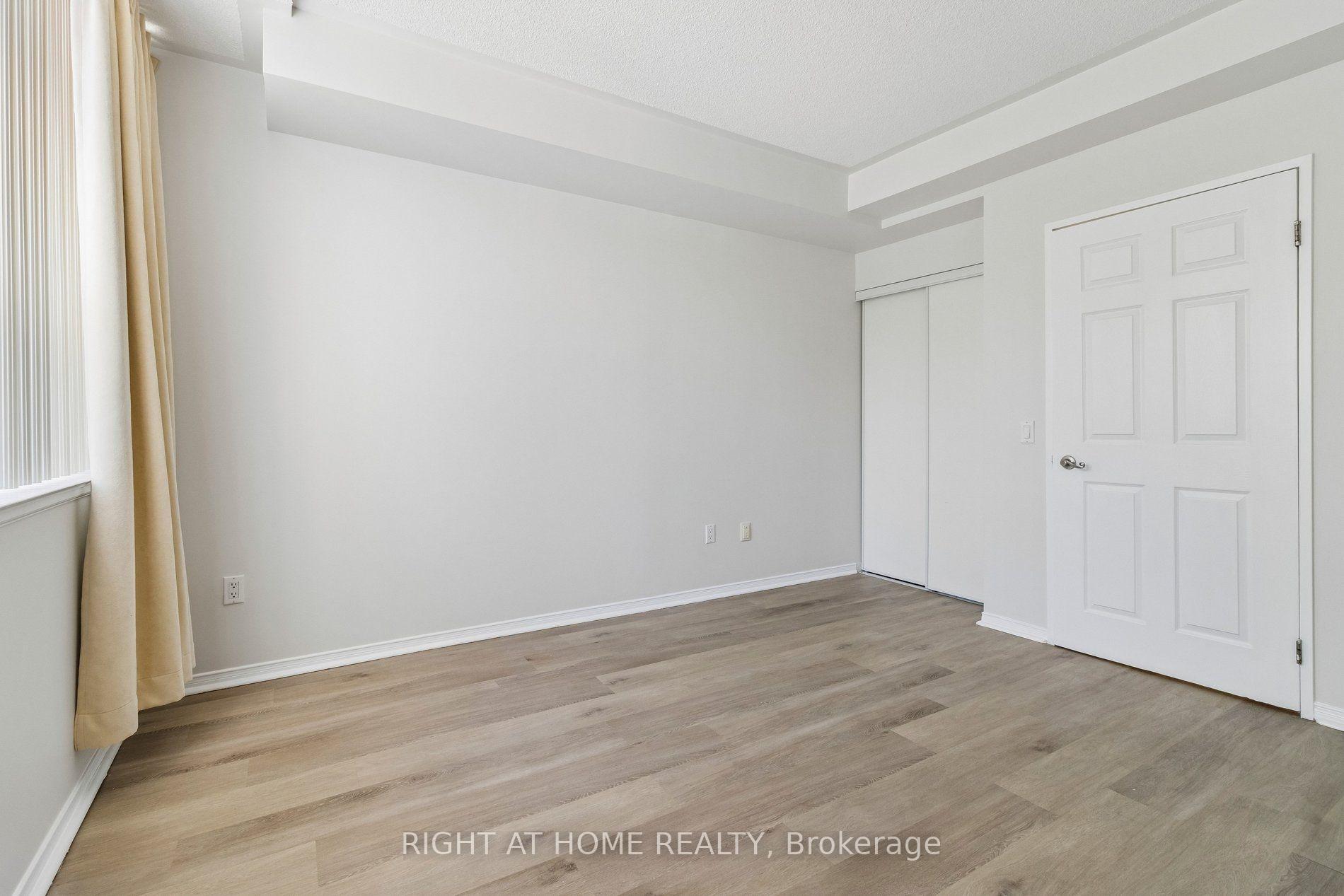 Photo 11 of Unit 106, 7398 Yonge Street, Vaughan, Crestwood-Springfarm-Yorkhill — HOMEH