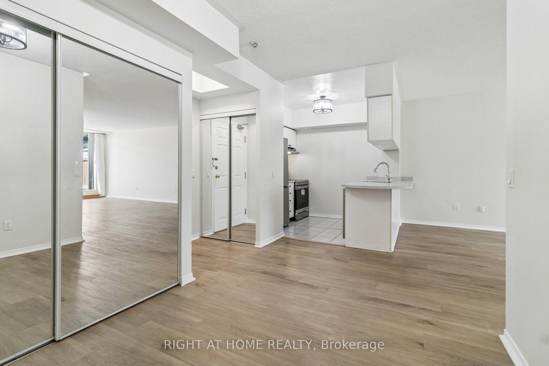 Photo 23 of Unit 106, 7398 Yonge Street, Vaughan, Crestwood-Springfarm-Yorkhill — HOMEH