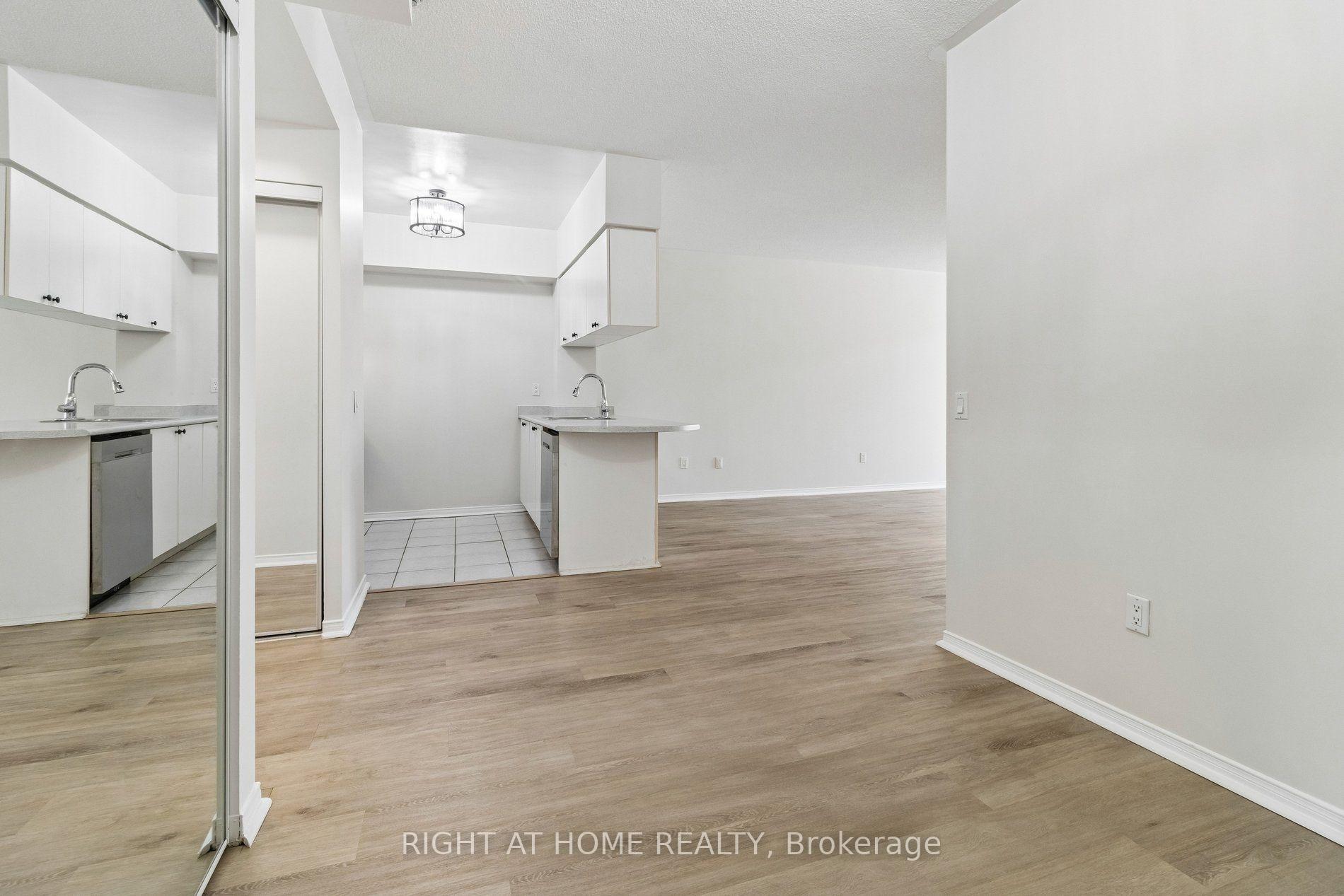 Photo 24 of Unit 106, 7398 Yonge Street, Vaughan, Crestwood-Springfarm-Yorkhill — HOMEH