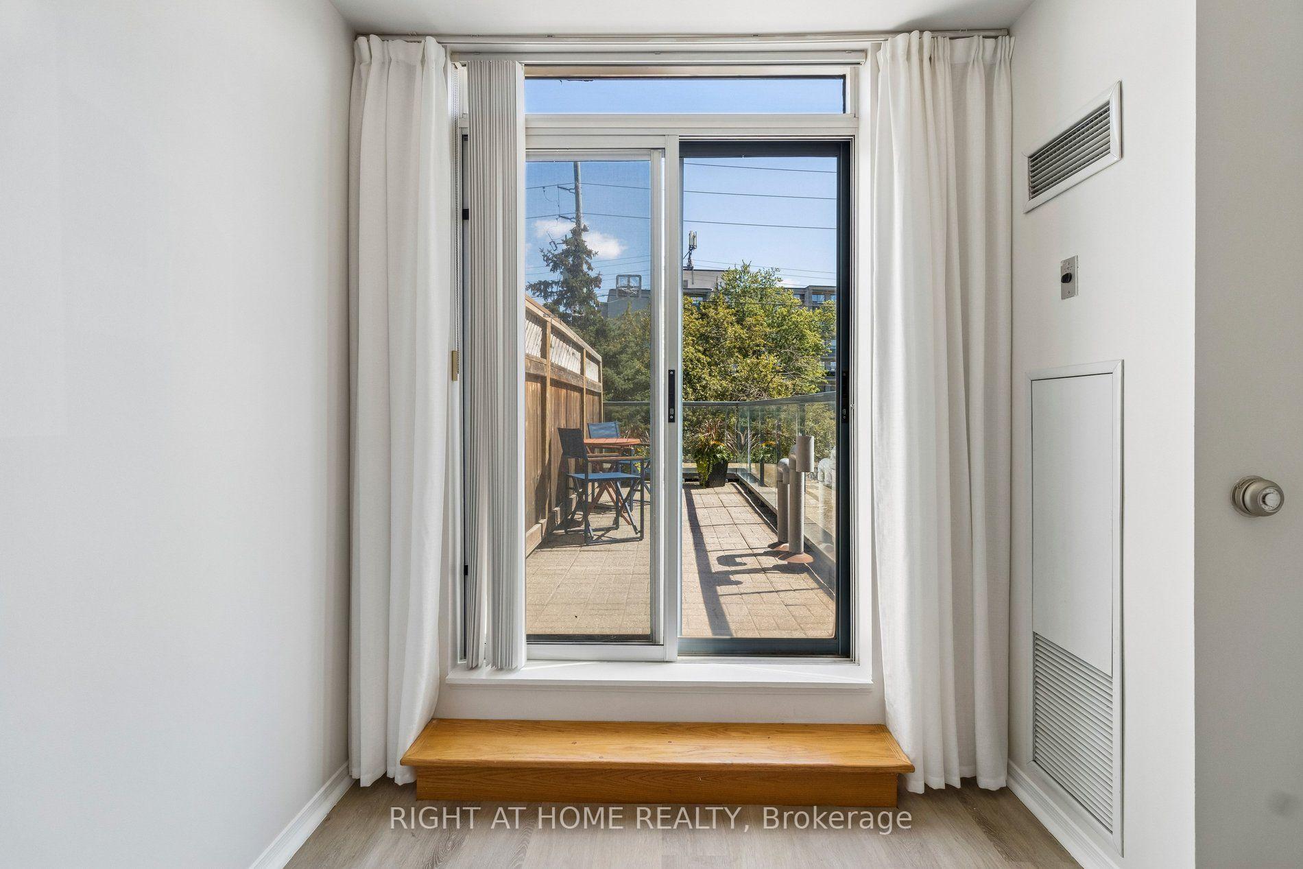 Photo 27 of Unit 106, 7398 Yonge Street, Vaughan, Crestwood-Springfarm-Yorkhill — HOMEH