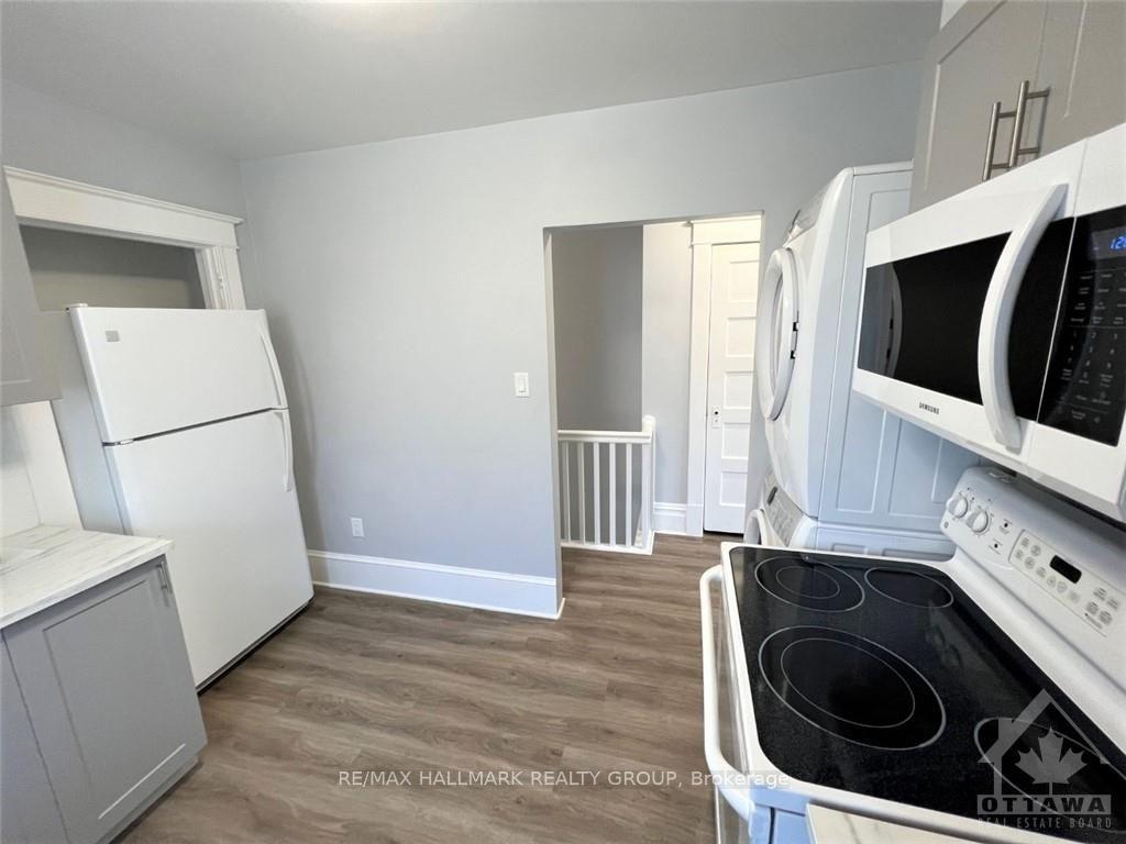 Photo 11 of Unit 2, 13 Marier Avenue, Ottawa, Vanier — HOMEH