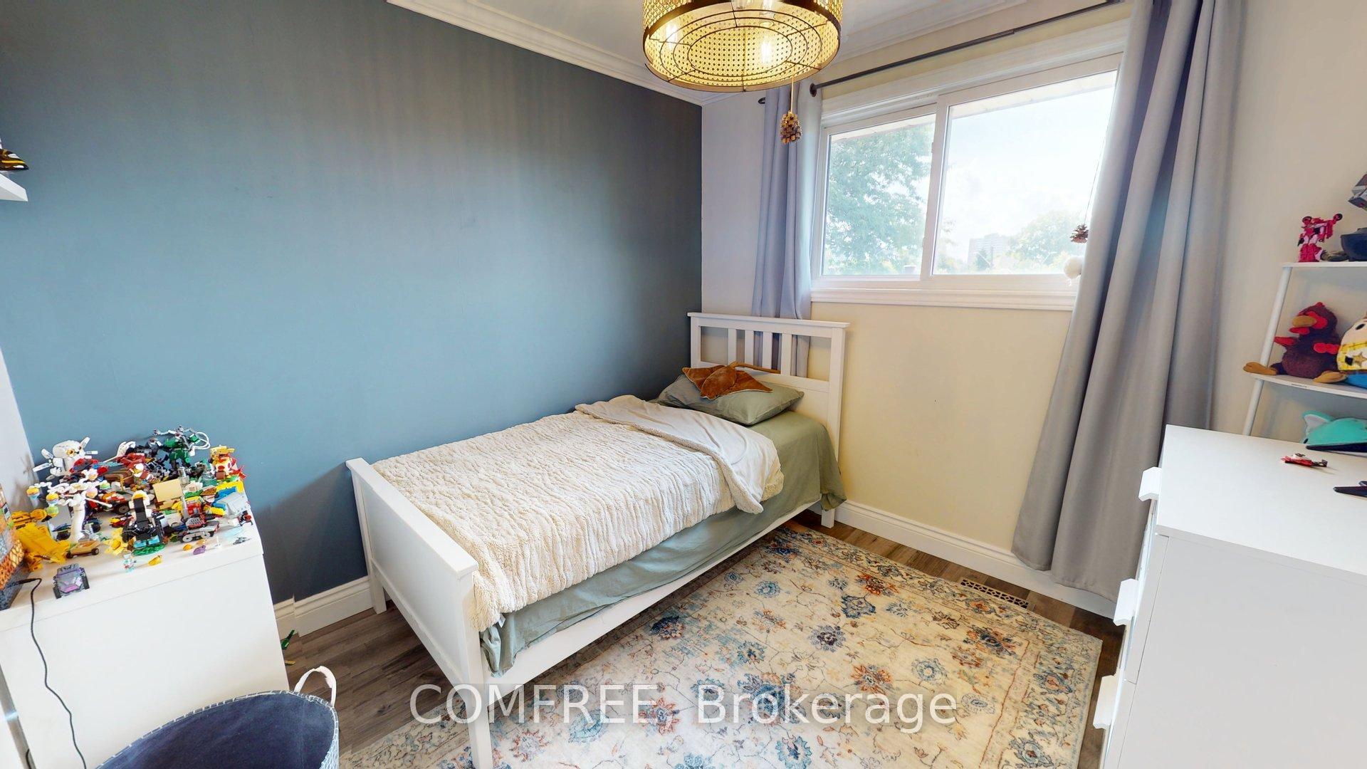 Photo 13 of 90 San Antonio Drive, Hamilton, Mountview — HOMEH