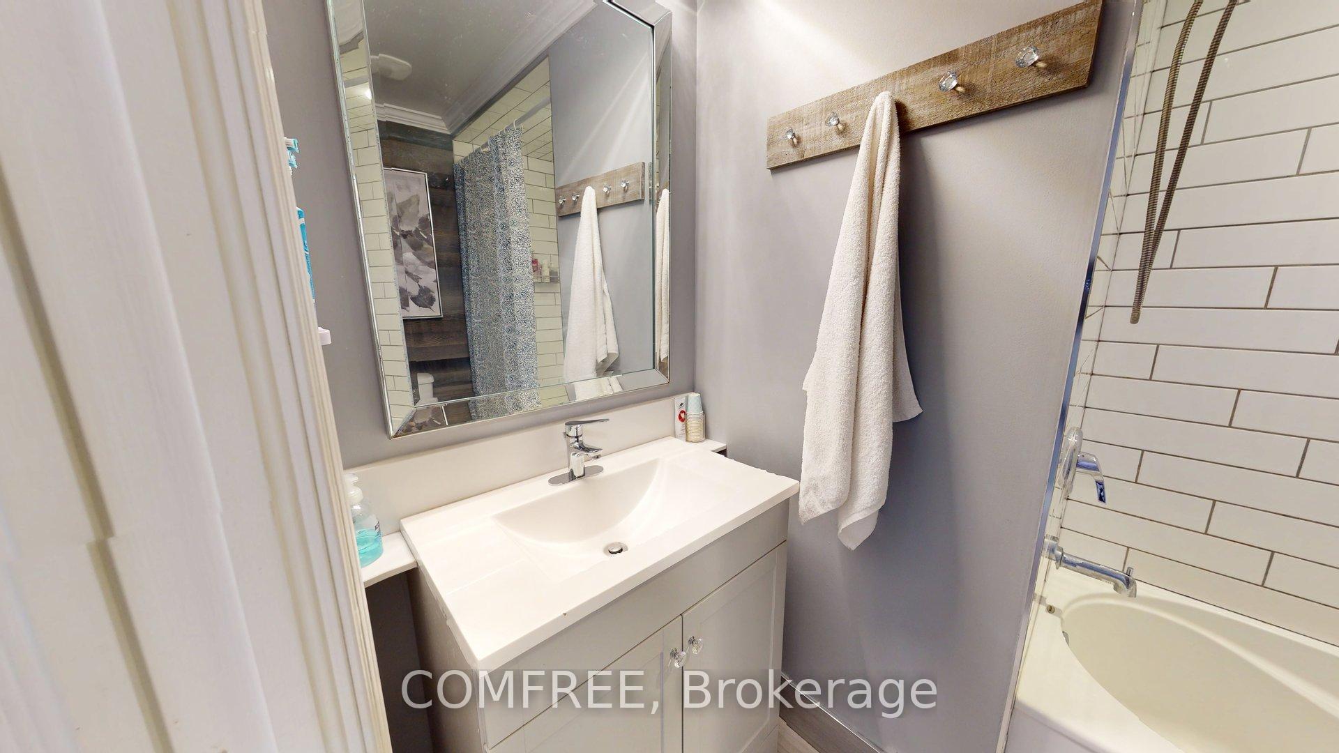 Photo 15 of 90 San Antonio Drive, Hamilton, Mountview — HOMEH