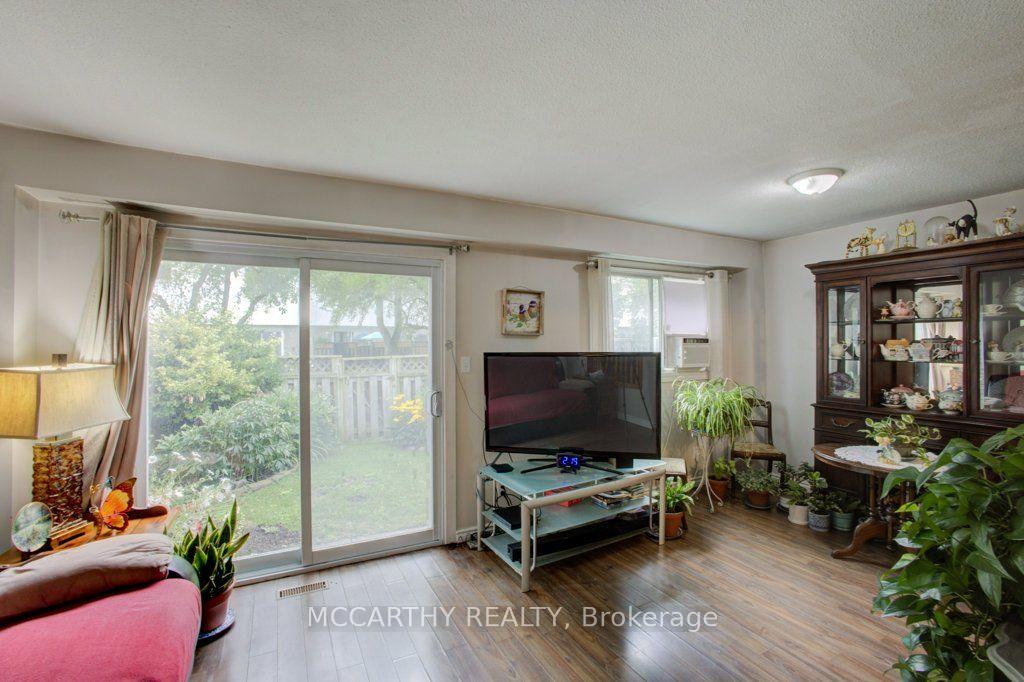 Photo 15 of Unit 22, 325 William Street, Shelburne — HOMEH