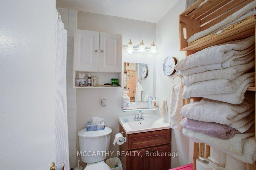 Photo 23 of Unit 22, 325 William Street, Shelburne — HOMEH