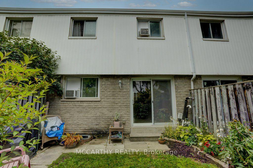 Photo 31 of Unit 22, 325 William Street, Shelburne — HOMEH