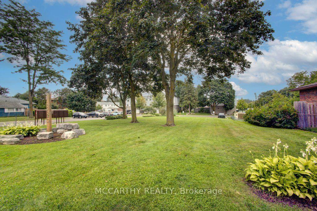 Photo 32 of Unit 22, 325 William Street, Shelburne — HOMEH