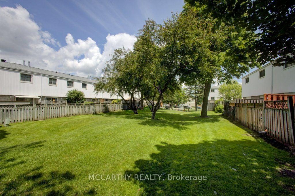Photo 33 of Unit 22, 325 William Street, Shelburne — HOMEH