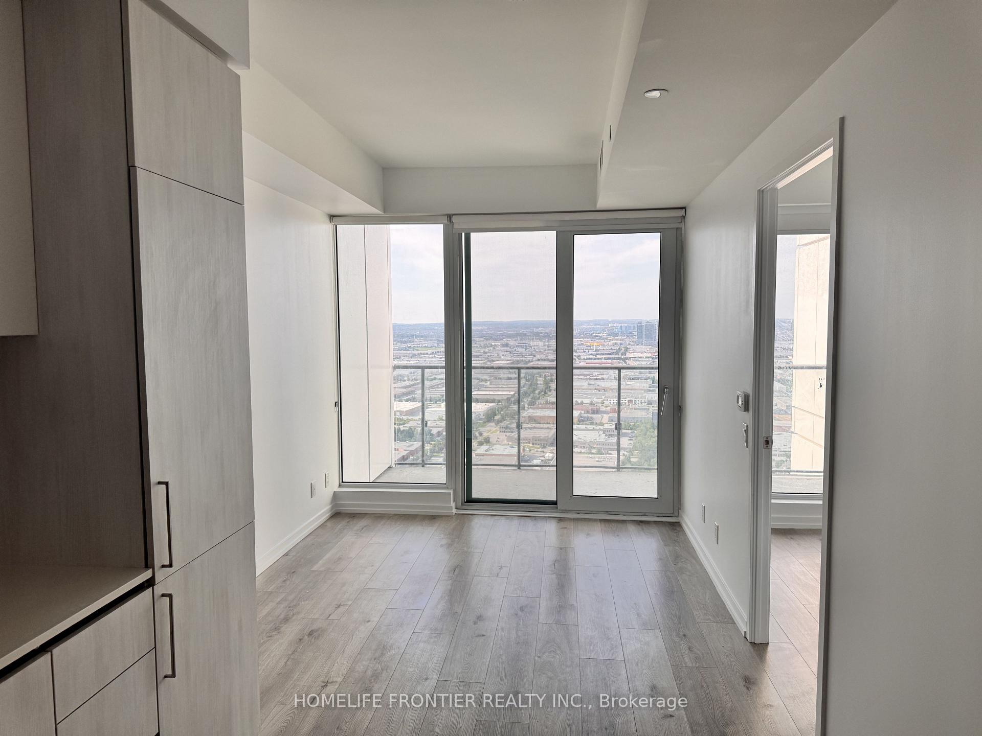 Photo 5 of Unit 4308, 7890 Jane Street, Vaughan, Vaughan Corporate Centre — HOMEH