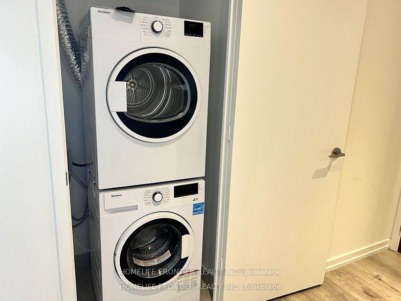 Photo 12 of Unit 4308, 7890 Jane Street, Vaughan, Vaughan Corporate Centre — HOMEH