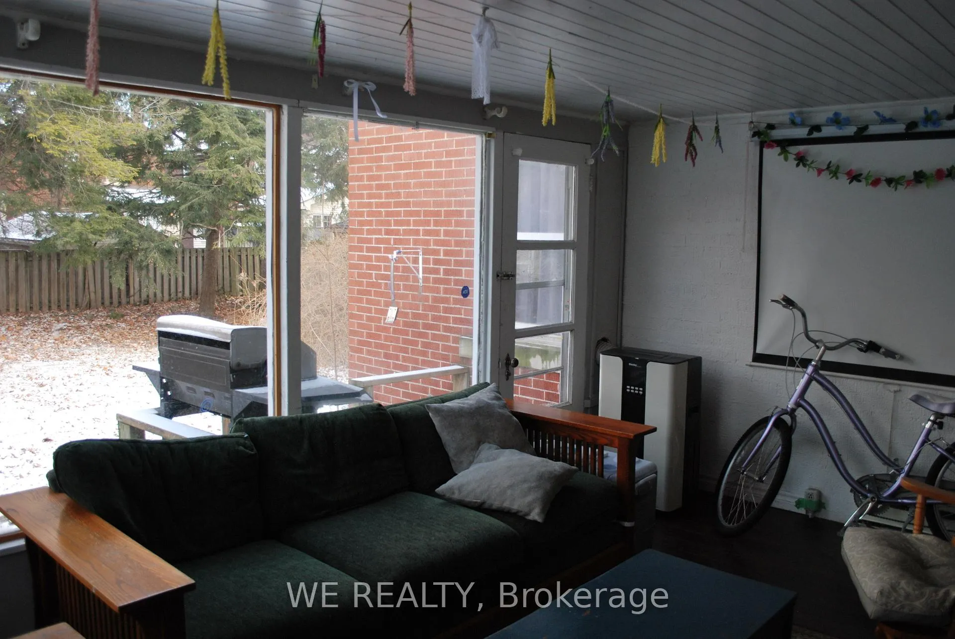 Photo 4 of 80 Arnold Street, Hamilton, Westdale — HOMEH