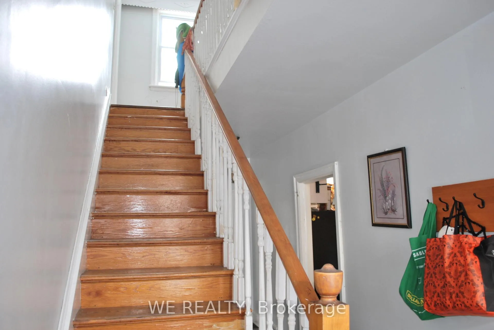 Photo 7 of 80 Arnold Street, Hamilton, Westdale — HOMEH