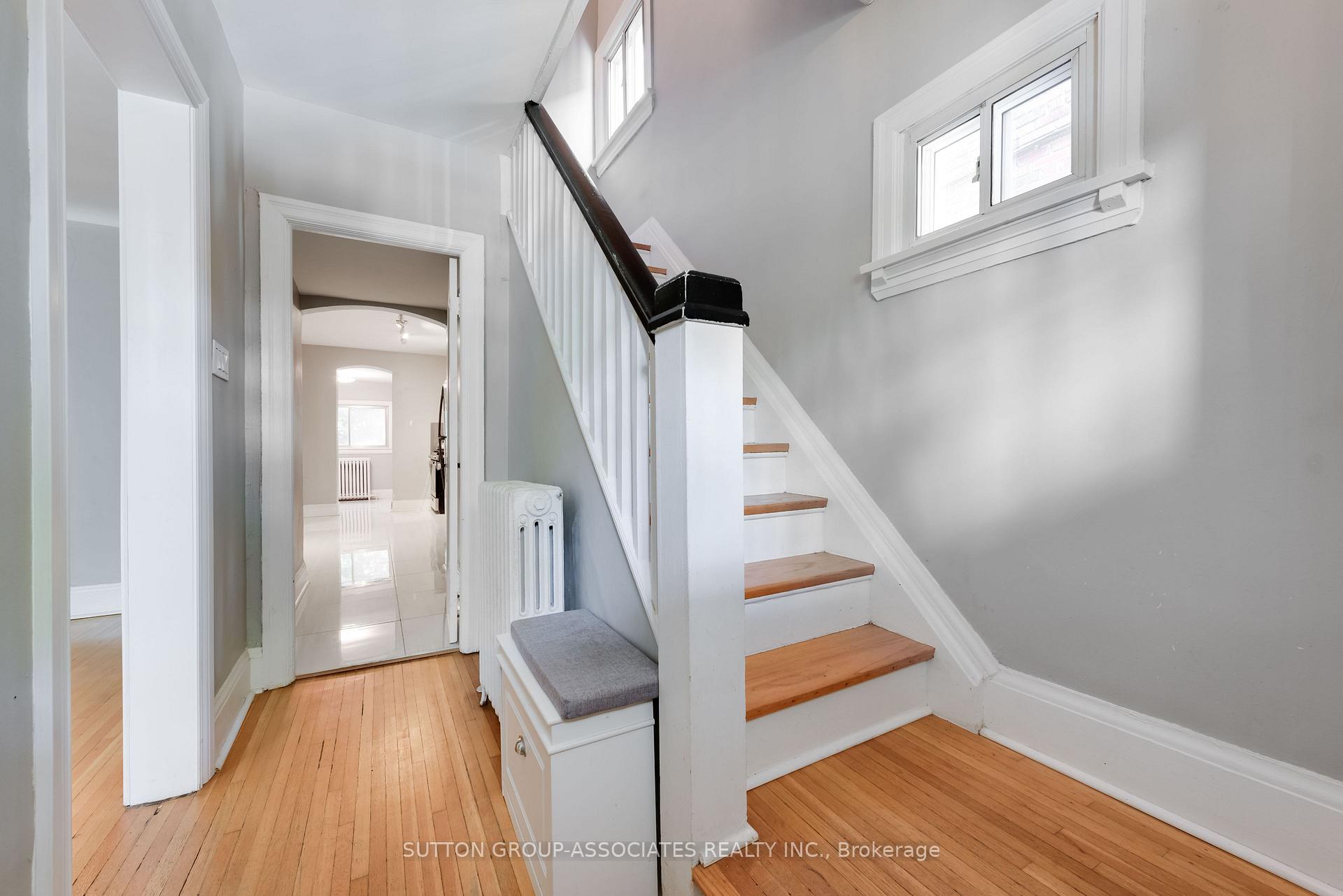 Photo 2 of 76 St Annes Road, Toronto, Little Portugal — HOMEH