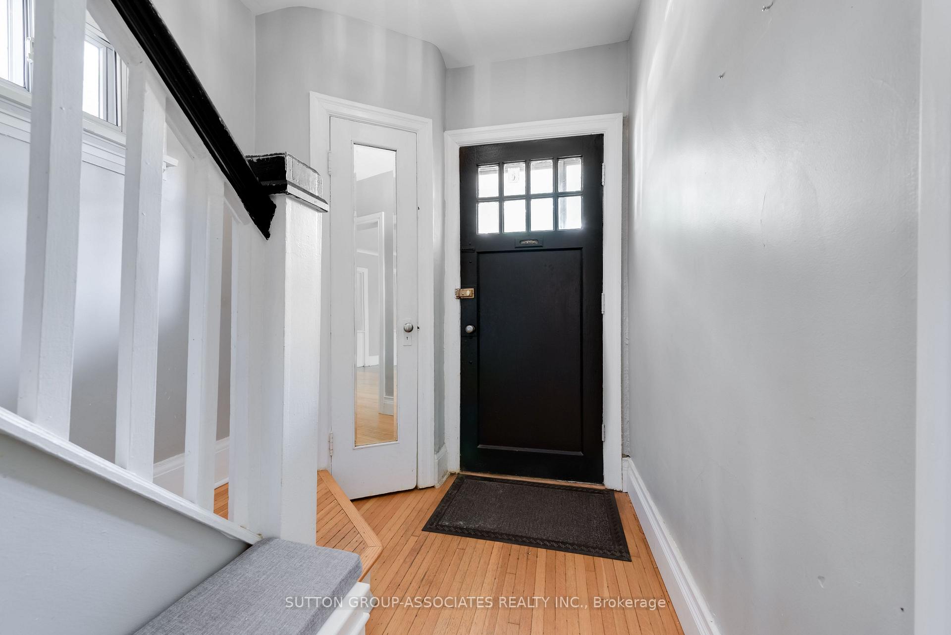 Photo 4 of 76 St Annes Road, Toronto, Little Portugal — HOMEH