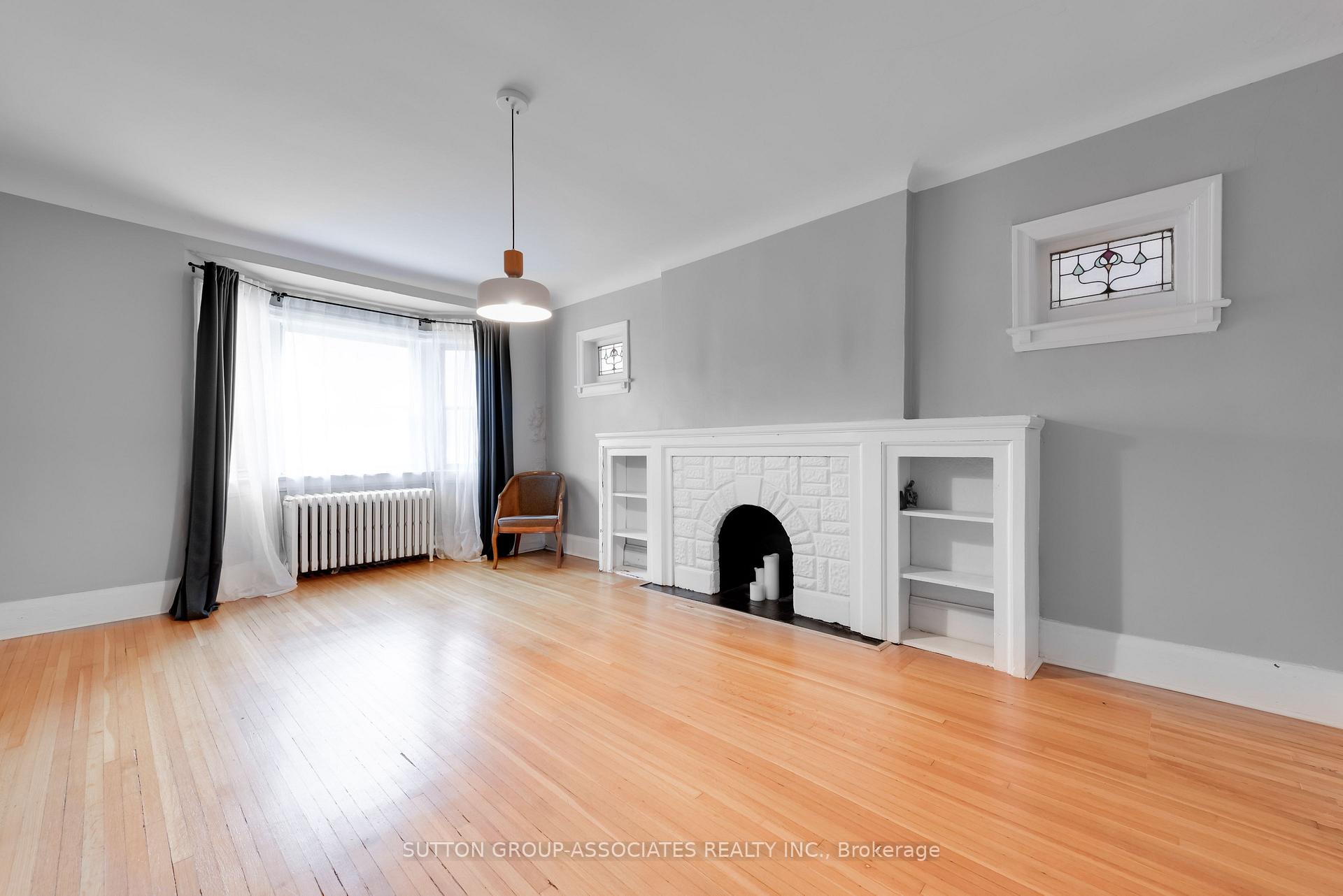 Photo 8 of 76 St Annes Road, Toronto, Little Portugal — HOMEH