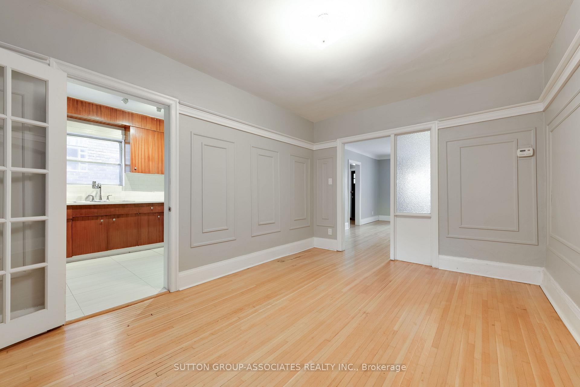 Photo 10 of 76 St Annes Road, Toronto, Little Portugal — HOMEH