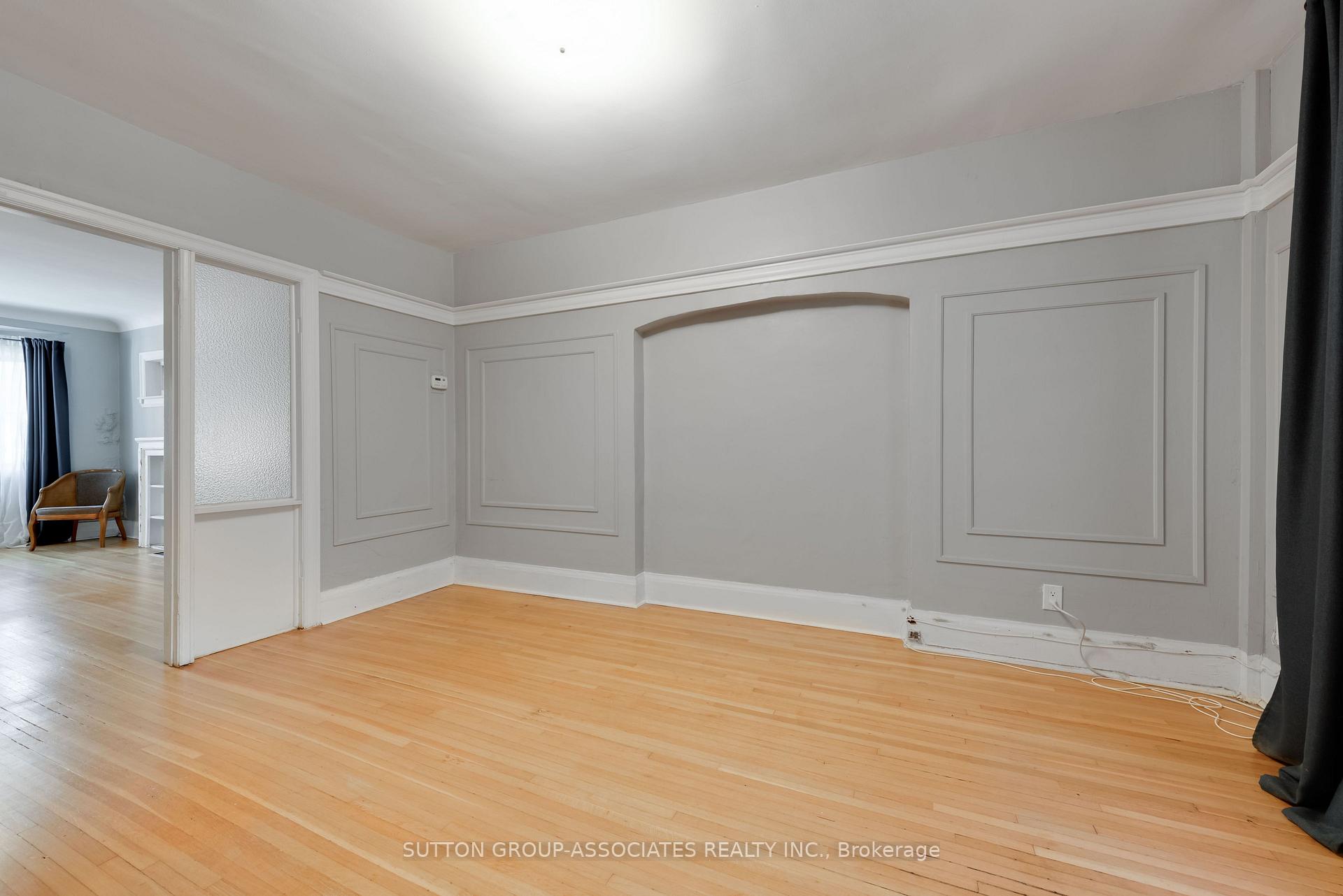 Photo 11 of 76 St Annes Road, Toronto, Little Portugal — HOMEH