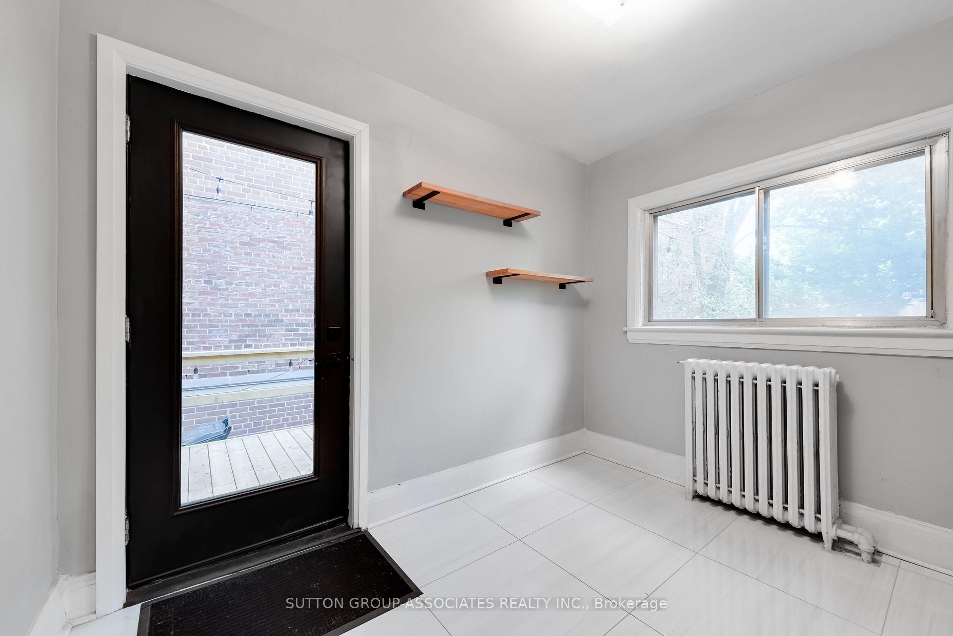 Photo 16 of 76 St Annes Road, Toronto, Little Portugal — HOMEH