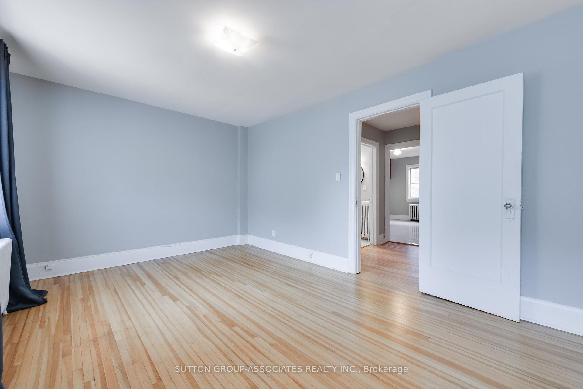 Photo 20 of 76 St Annes Road, Toronto, Little Portugal — HOMEH