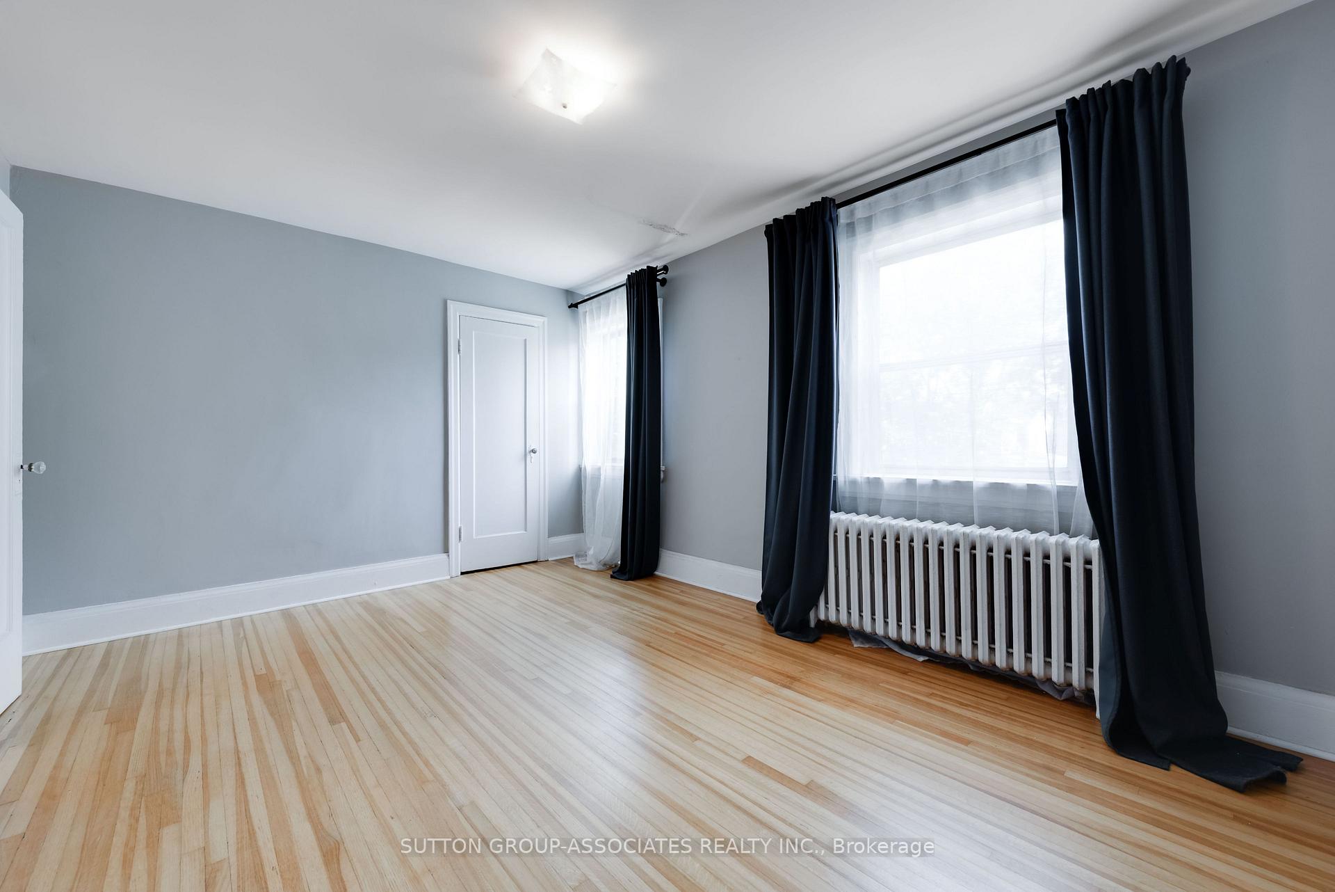 Photo 22 of 76 St Annes Road, Toronto, Little Portugal — HOMEH