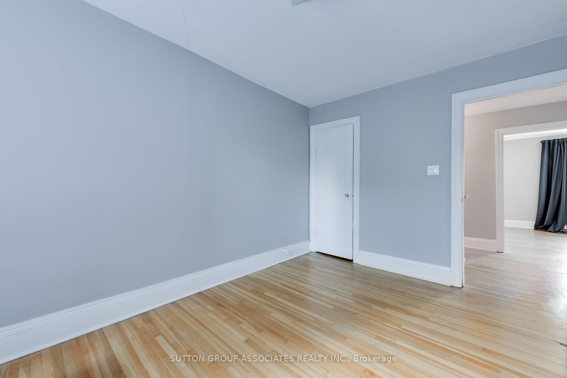 Photo 25 of 76 St Annes Road, Toronto, Little Portugal — HOMEH