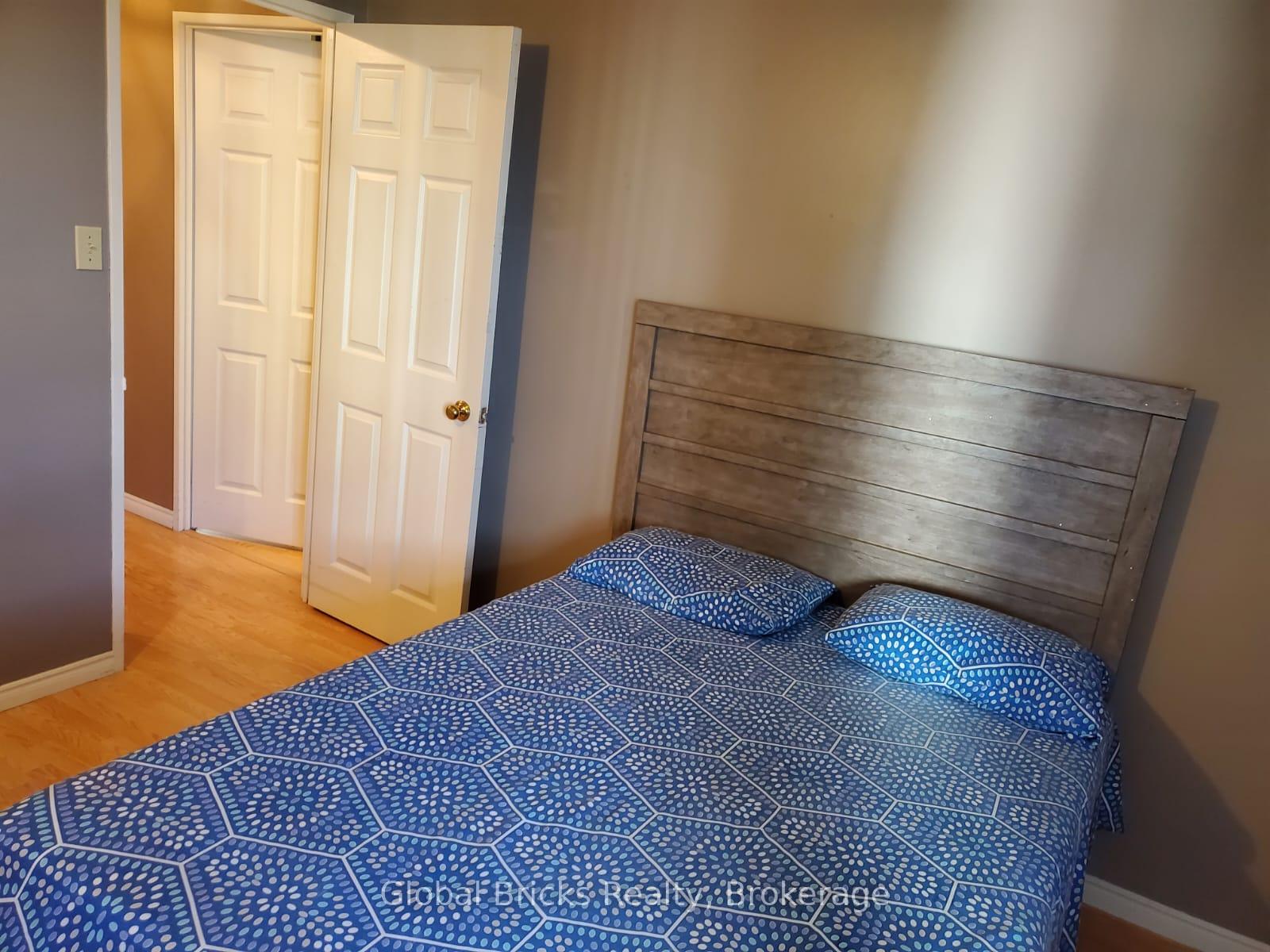 Photo 13 of Unit 503, 323 Colborne Street, London, East K — HOMEH