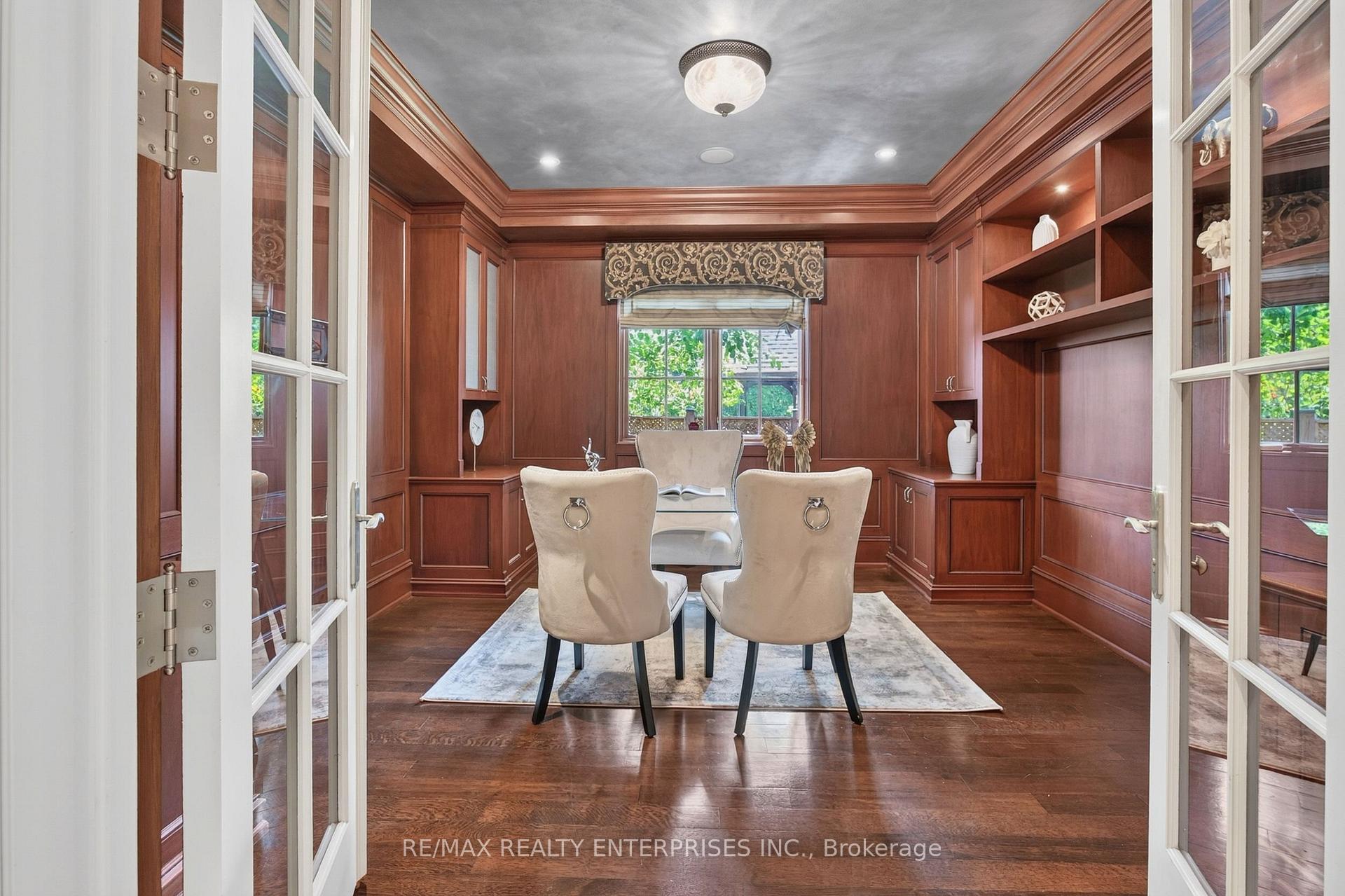 Photo 12 of 1396 Crescent Road, Mississauga, Lorne Park — HOMEH