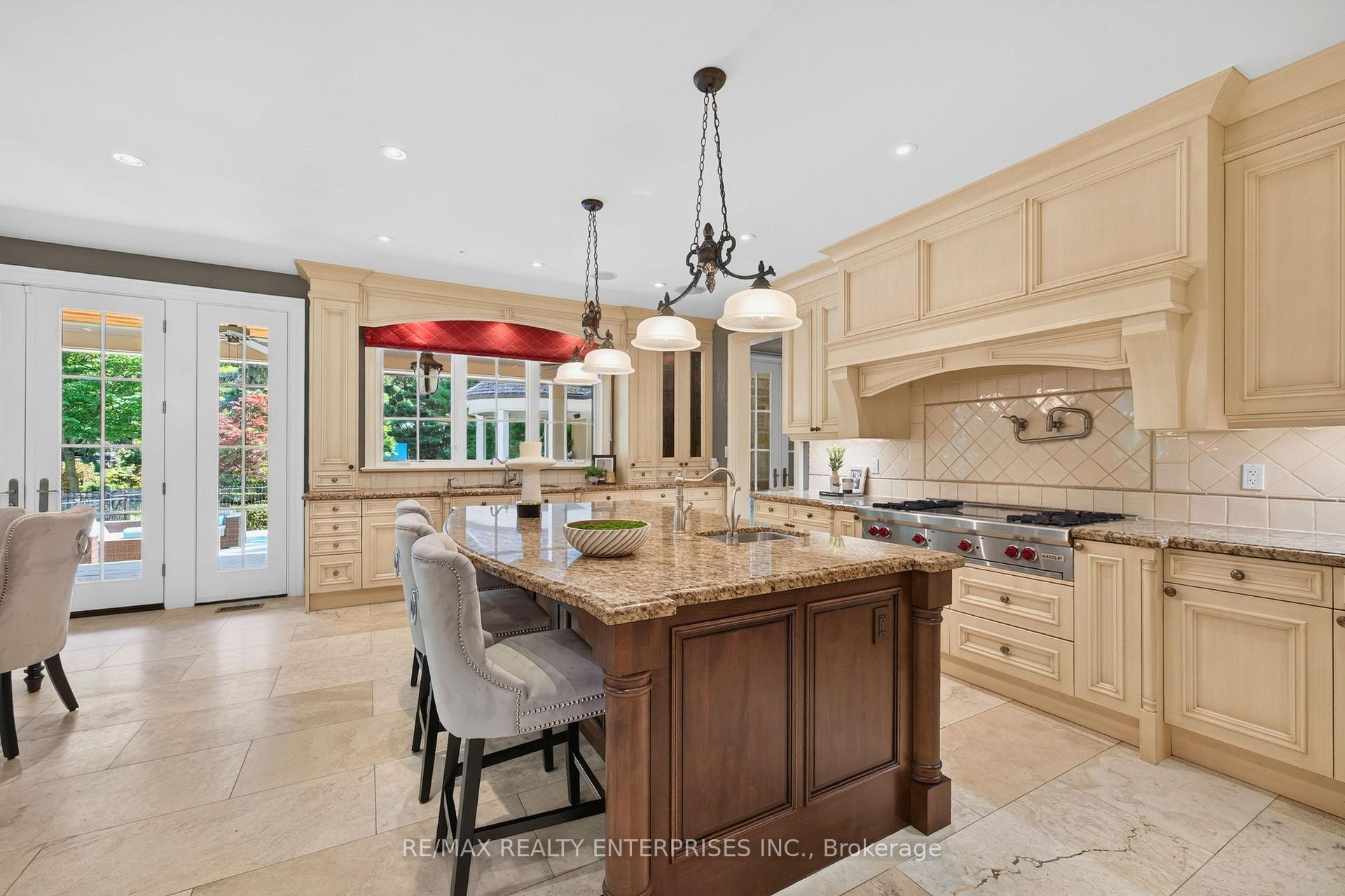 Photo 18 of 1396 Crescent Road, Mississauga, Lorne Park — HOMEH