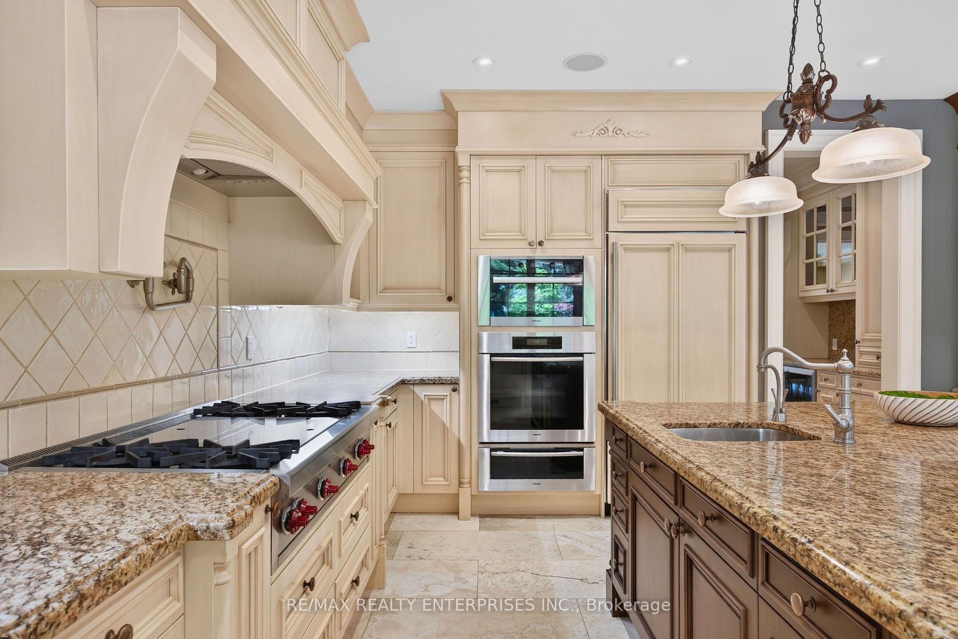 Photo 19 of 1396 Crescent Road, Mississauga, Lorne Park — HOMEH