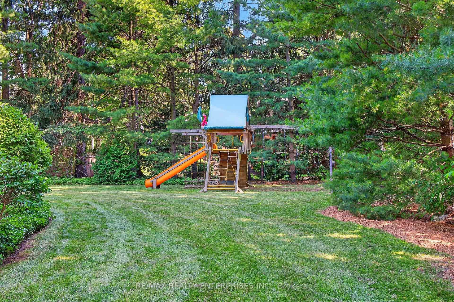 Photo 46 of 1396 Crescent Road, Mississauga, Lorne Park — HOMEH