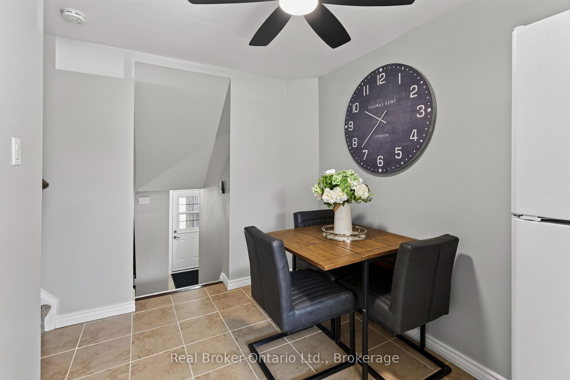 Photo 15 of Unit 29, 35 Breckenridge Drive, Kitchener, Heritage Park - Kitchener — HOMEH