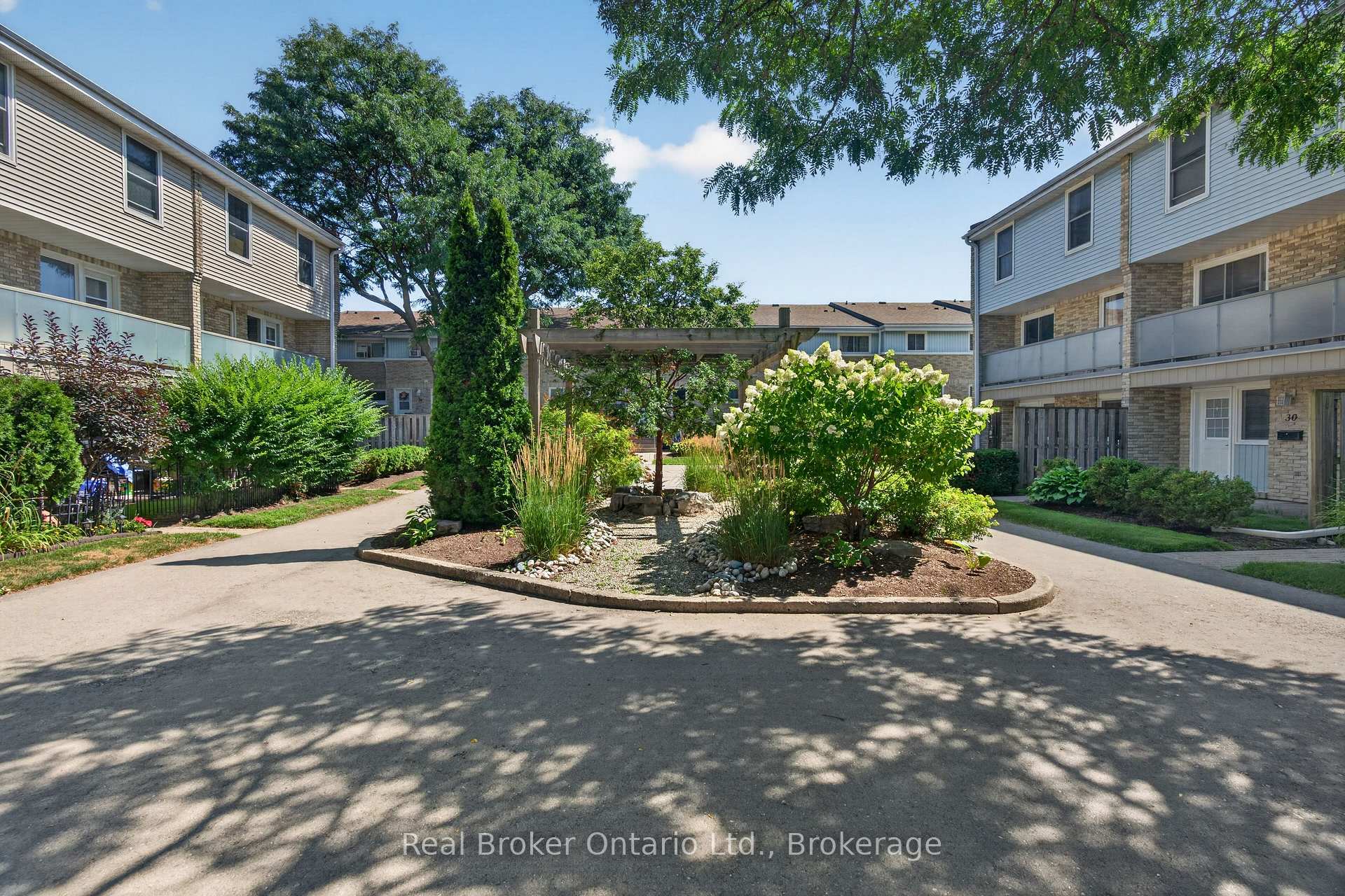 Photo 25 of Unit 29, 35 Breckenridge Drive, Kitchener, Heritage Park - Kitchener — HOMEH
