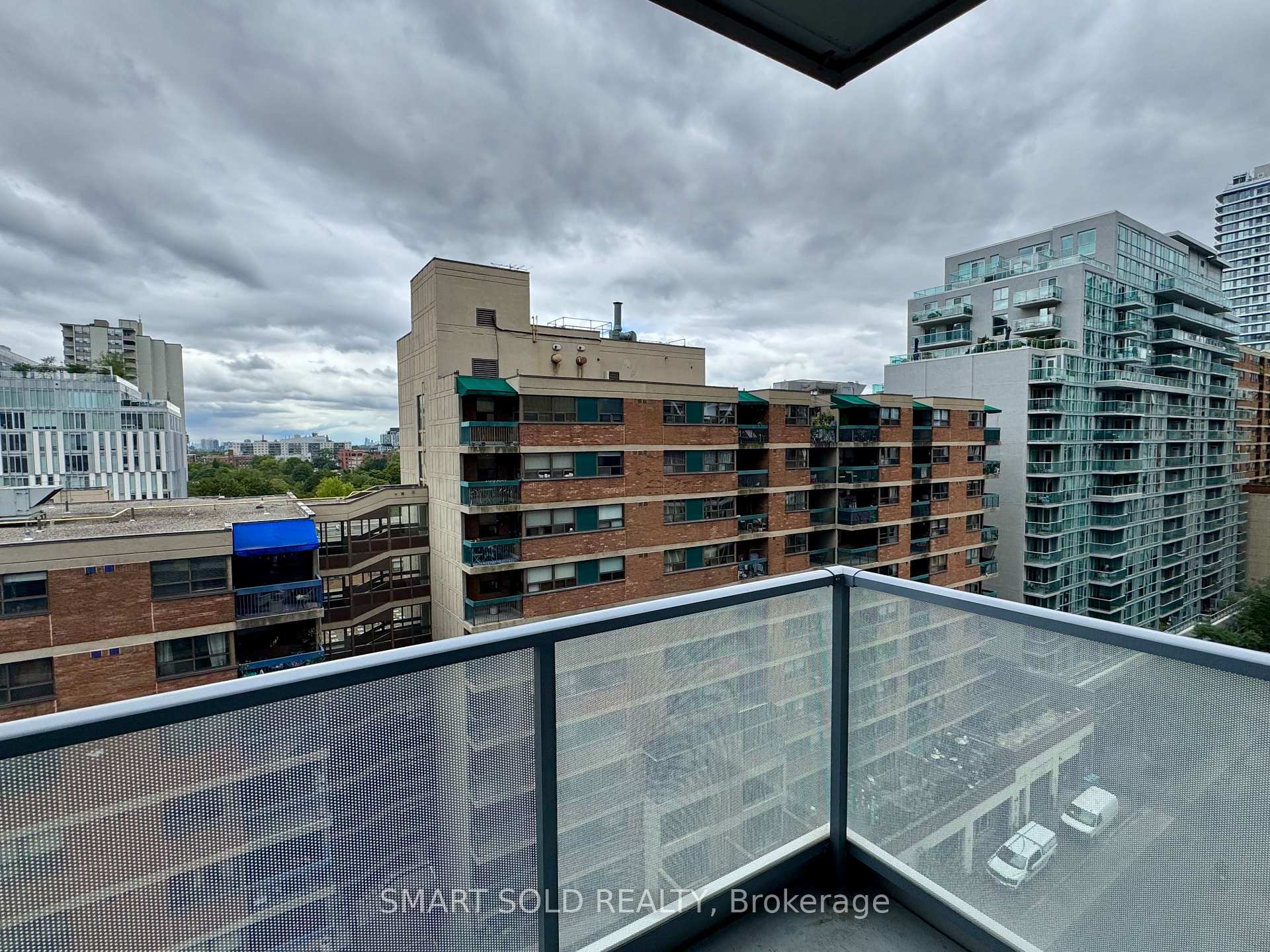 Photo 9 of Unit 1007, 210 Simcoe Street, Toronto, Kensington-Chinatown — HOMEH